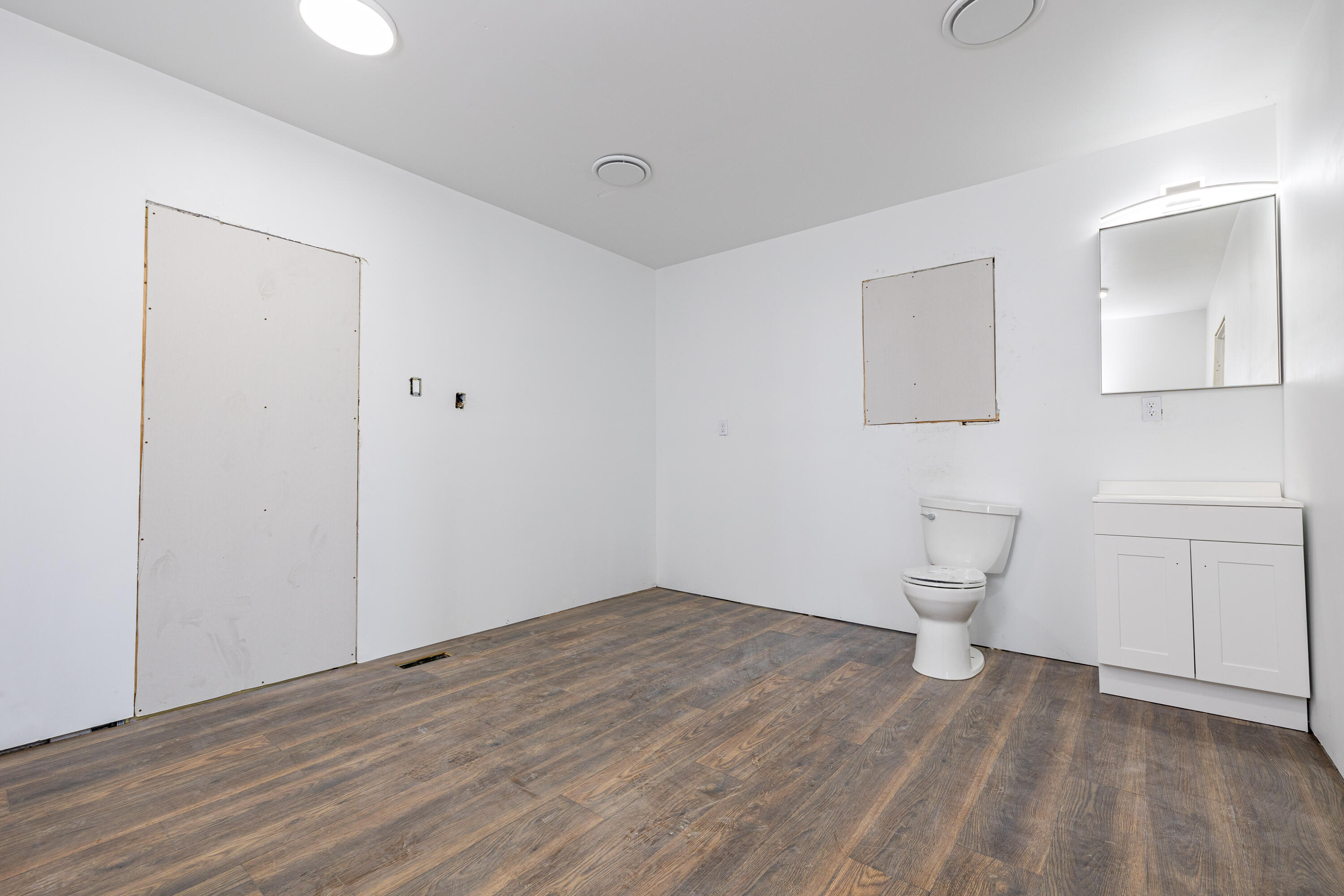 100 Main Street, New Hampshire, Ohio 45870