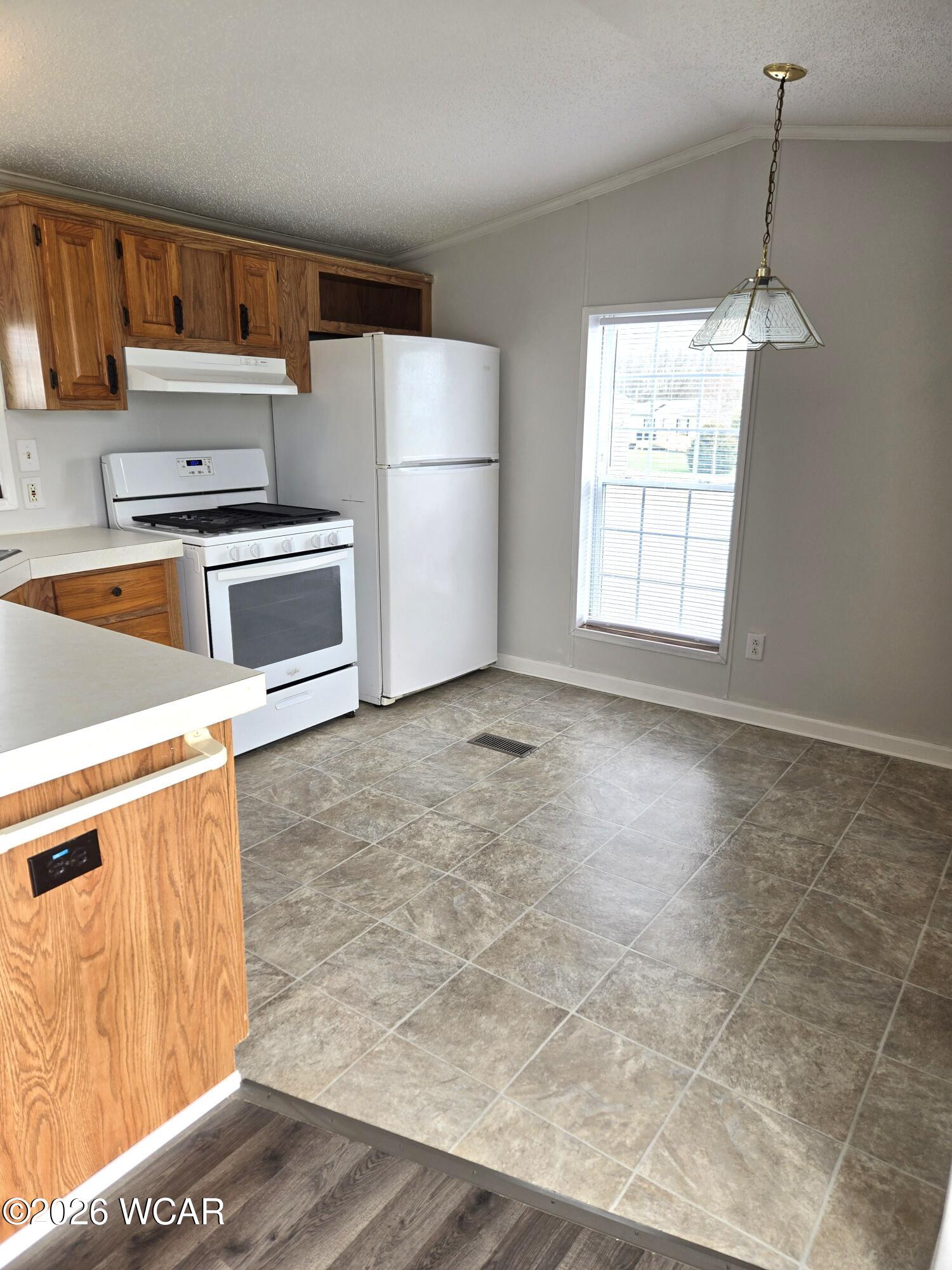 111 Matterhorn Drive, Bluffton, Ohio