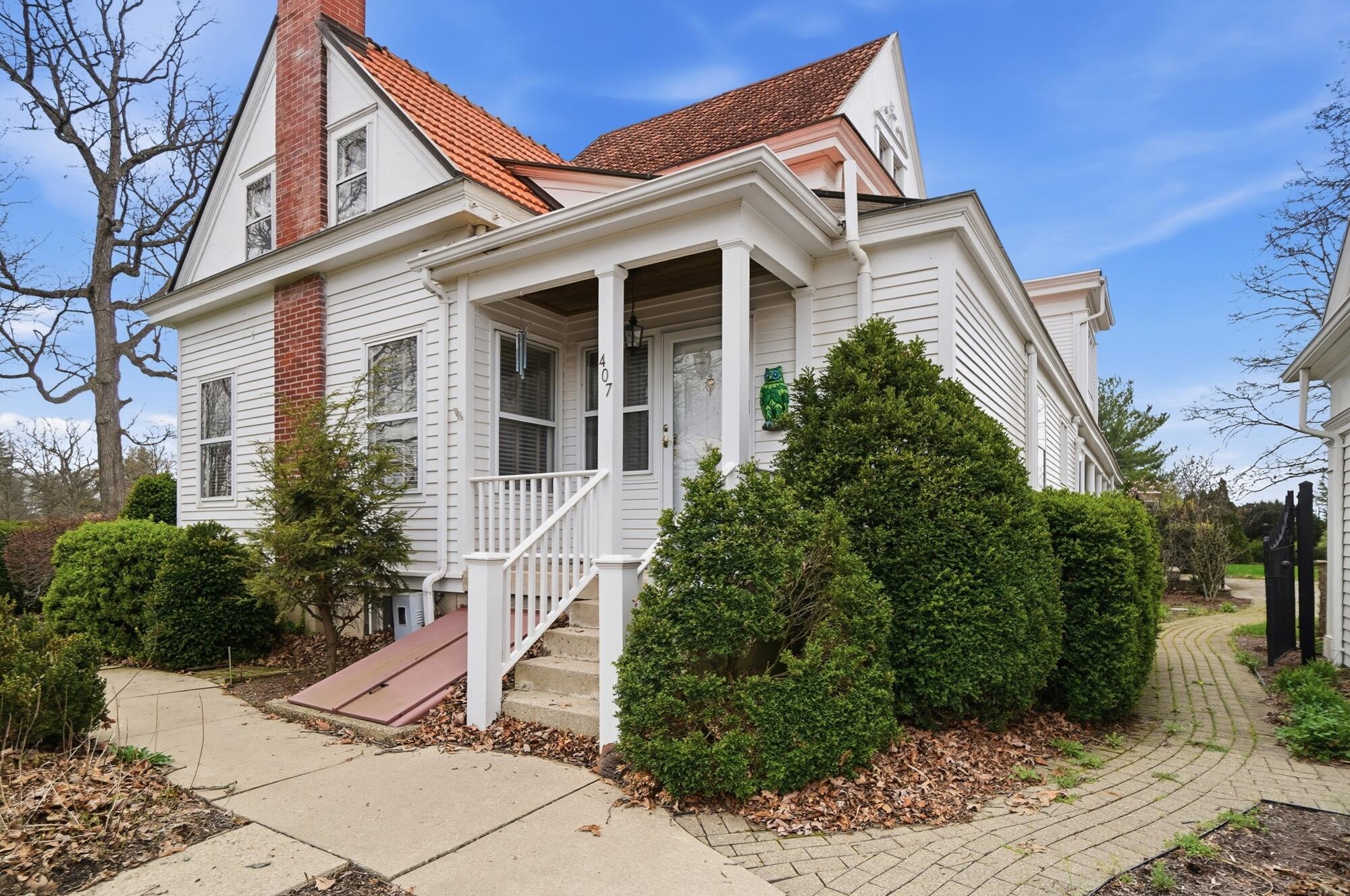 407 Dayton Lakeview Road, New Carlisle, Ohio 45344