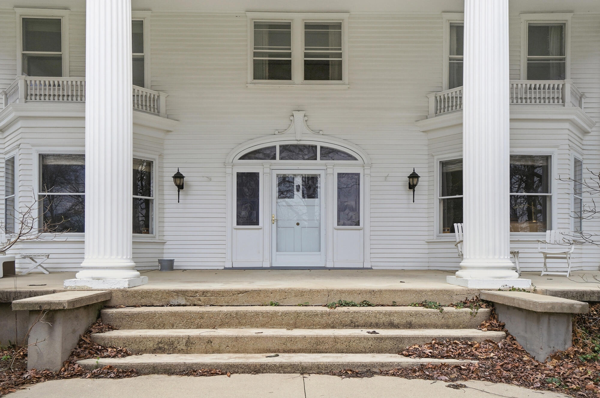 407 Dayton Lakeview Road, New Carlisle, Ohio 45344