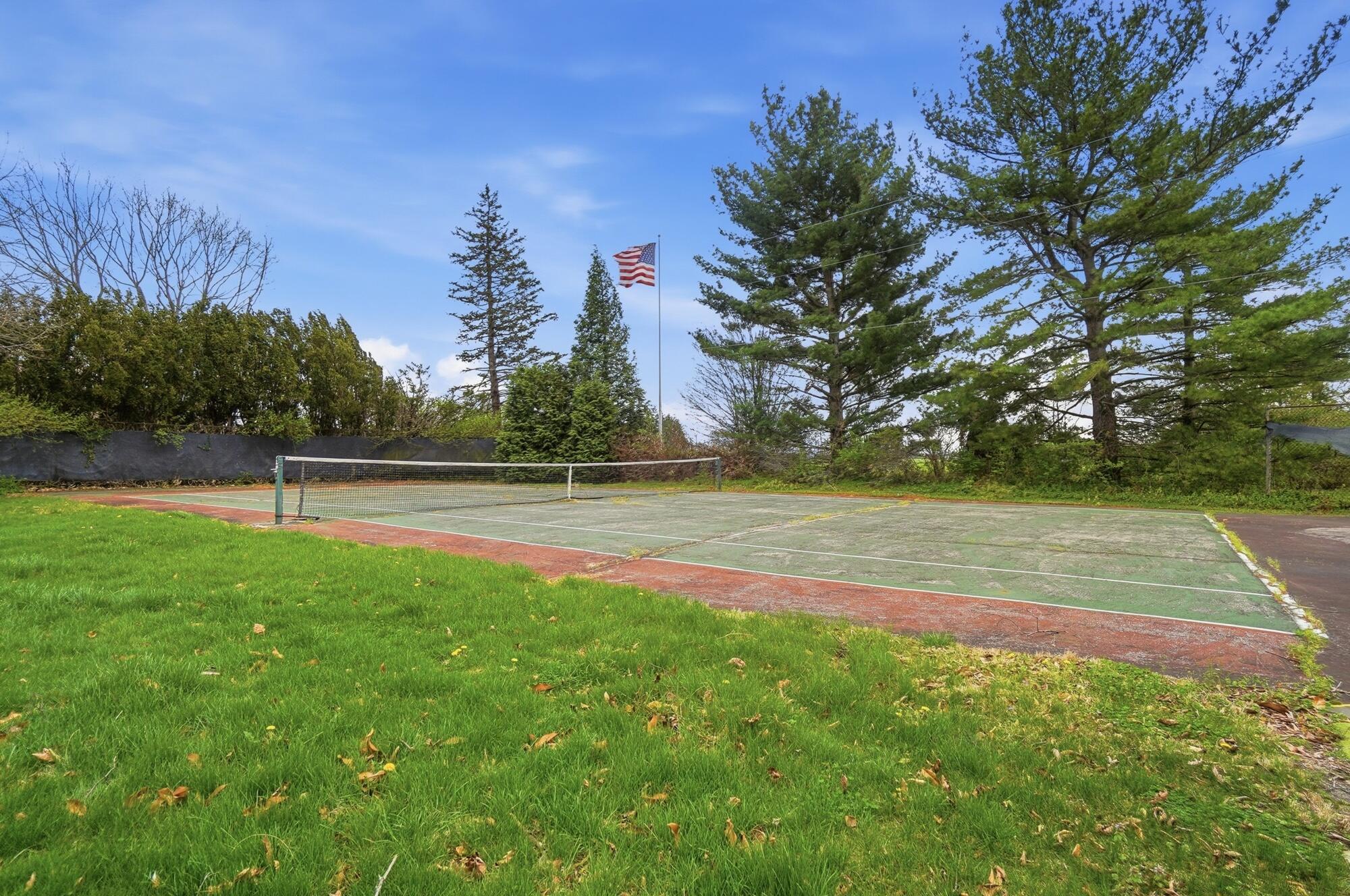 407 Dayton Lakeview Road, New Carlisle, Ohio 45344