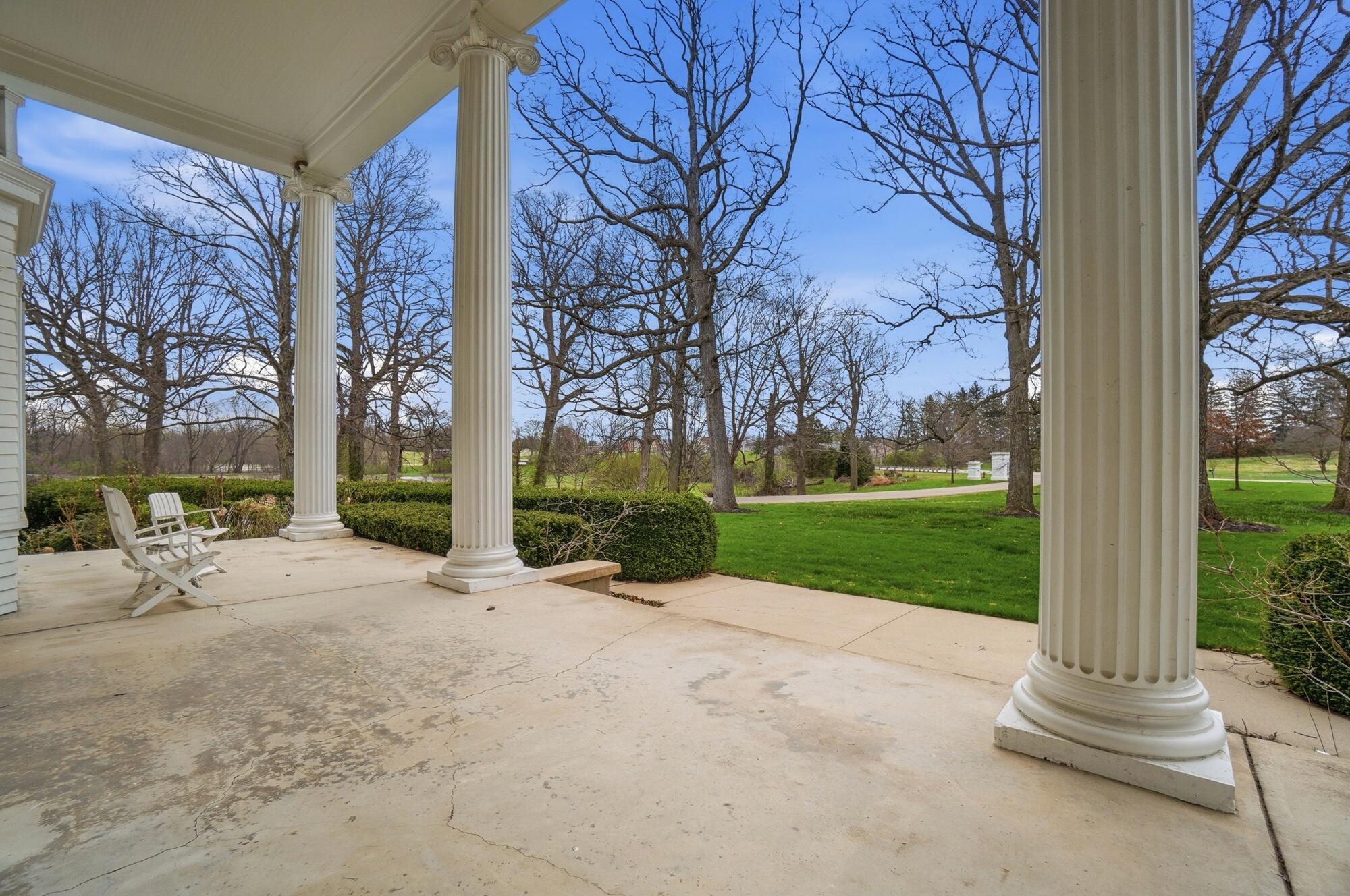 407 Dayton Lakeview Road, New Carlisle, Ohio 45344