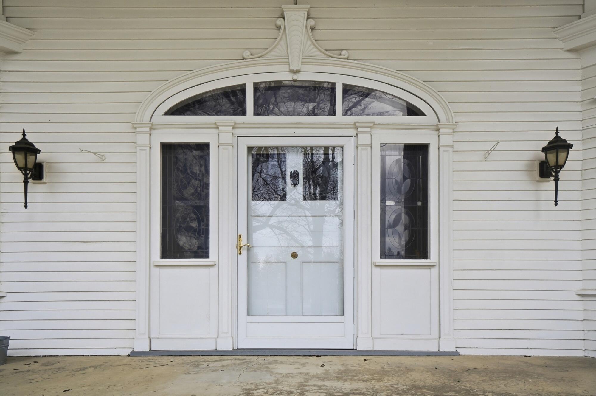 407 Dayton Lakeview Road, New Carlisle, Ohio 45344