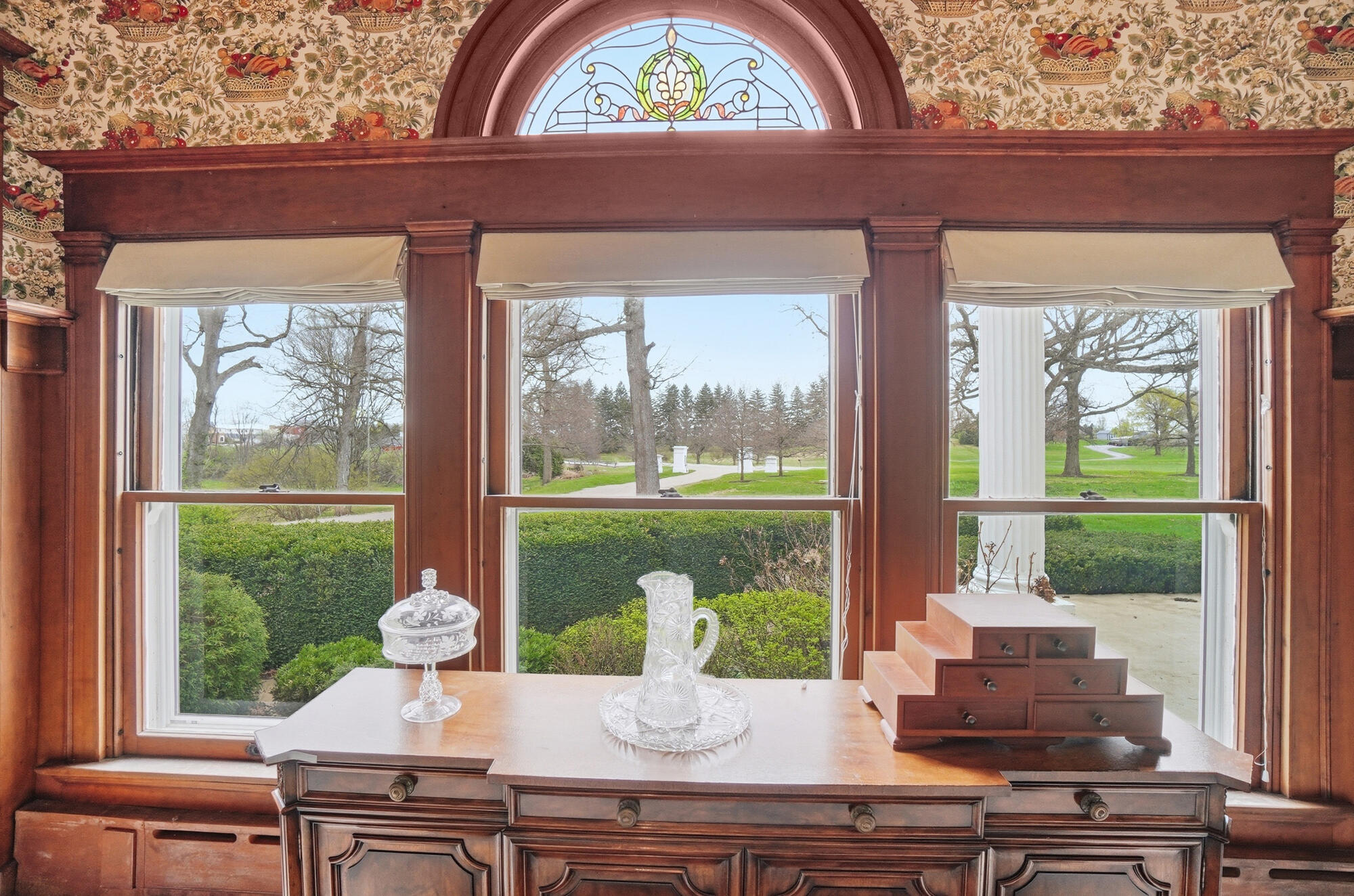 407 Dayton Lakeview Road, New Carlisle, Ohio 45344