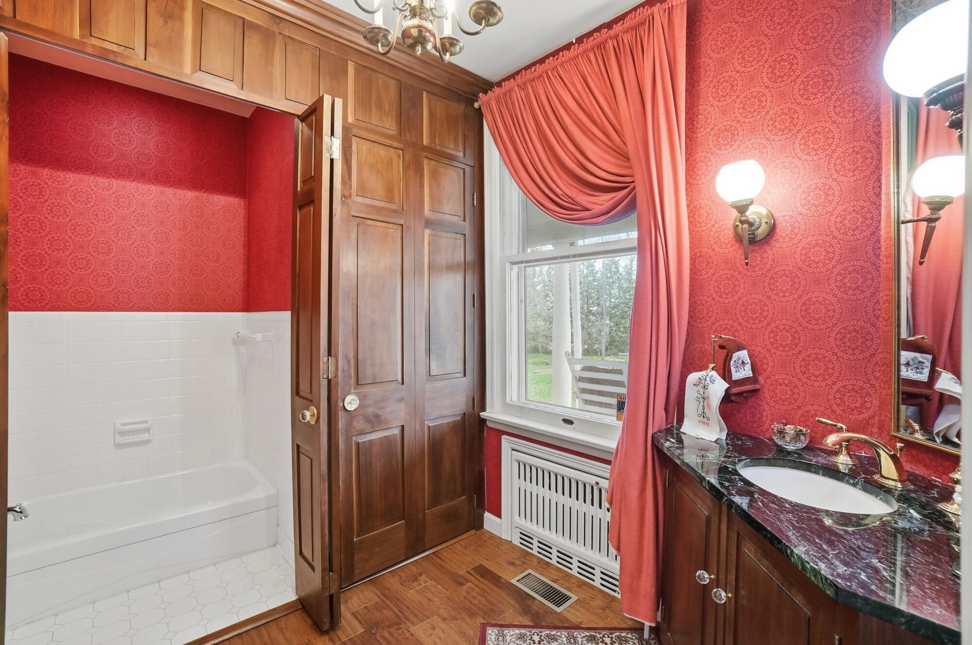 407 Dayton Lakeview Road, New Carlisle, Ohio 45344