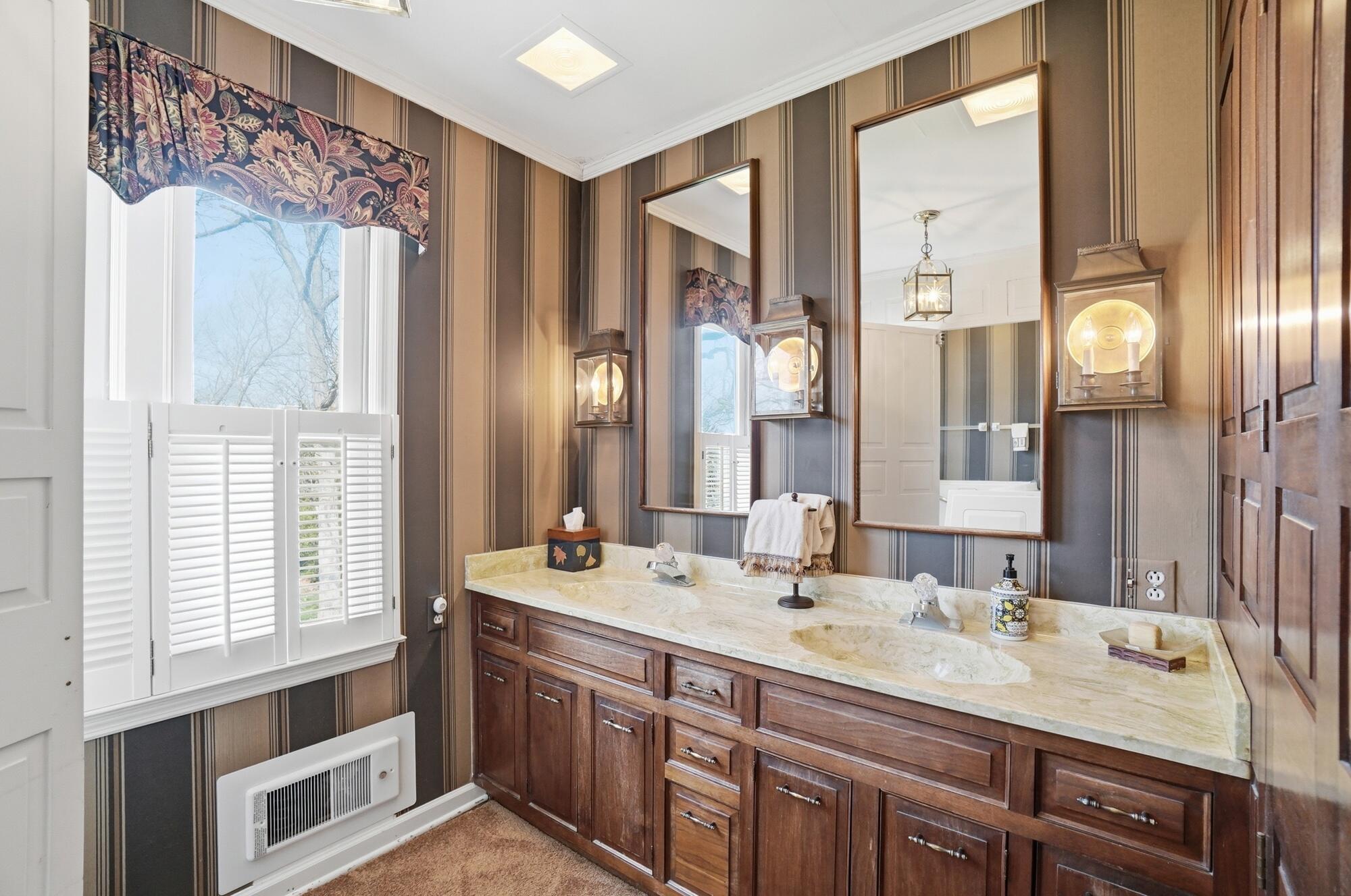 407 Dayton Lakeview Road, New Carlisle, Ohio 45344