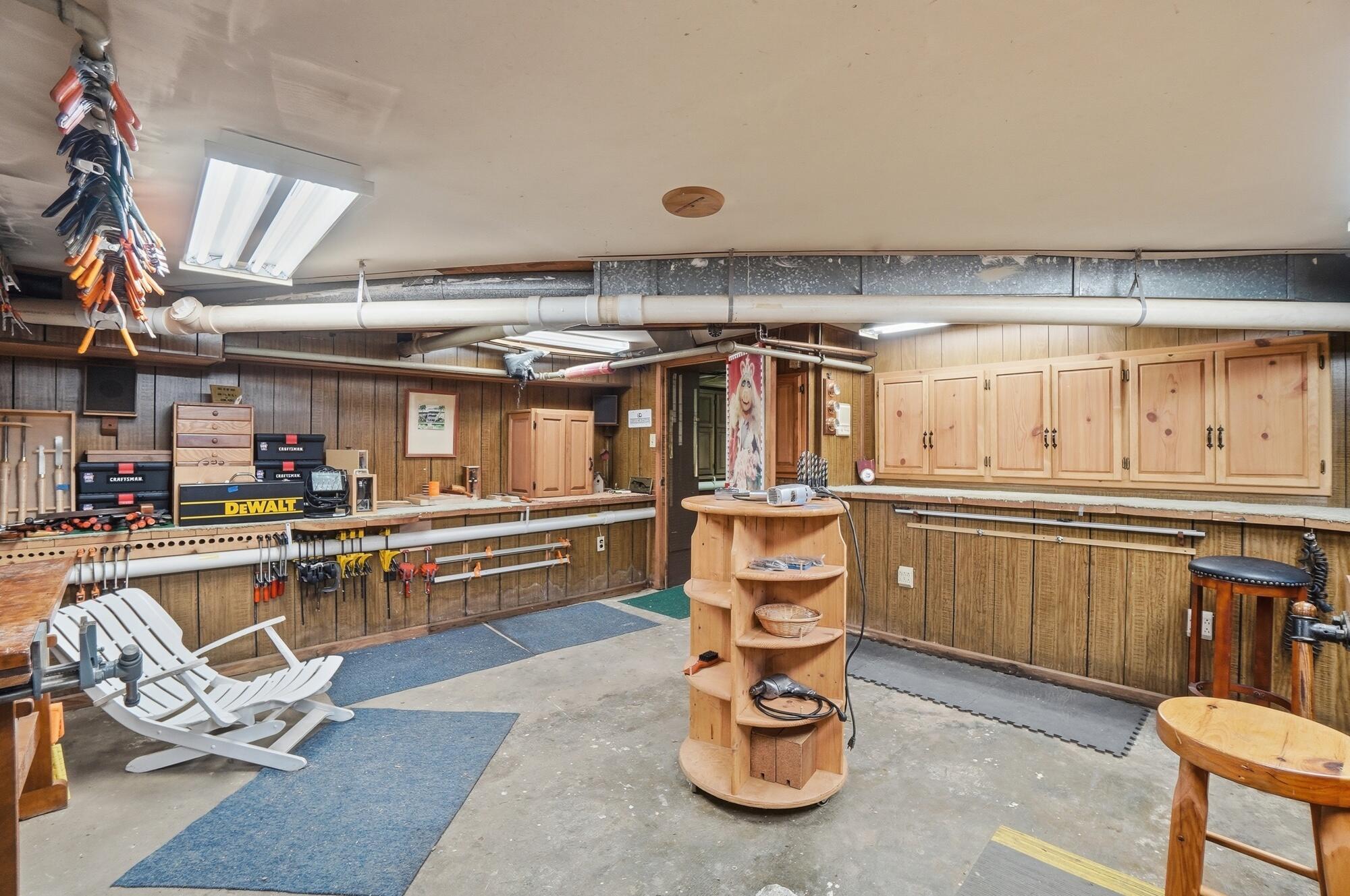 407 Dayton Lakeview Road, New Carlisle, Ohio 45344