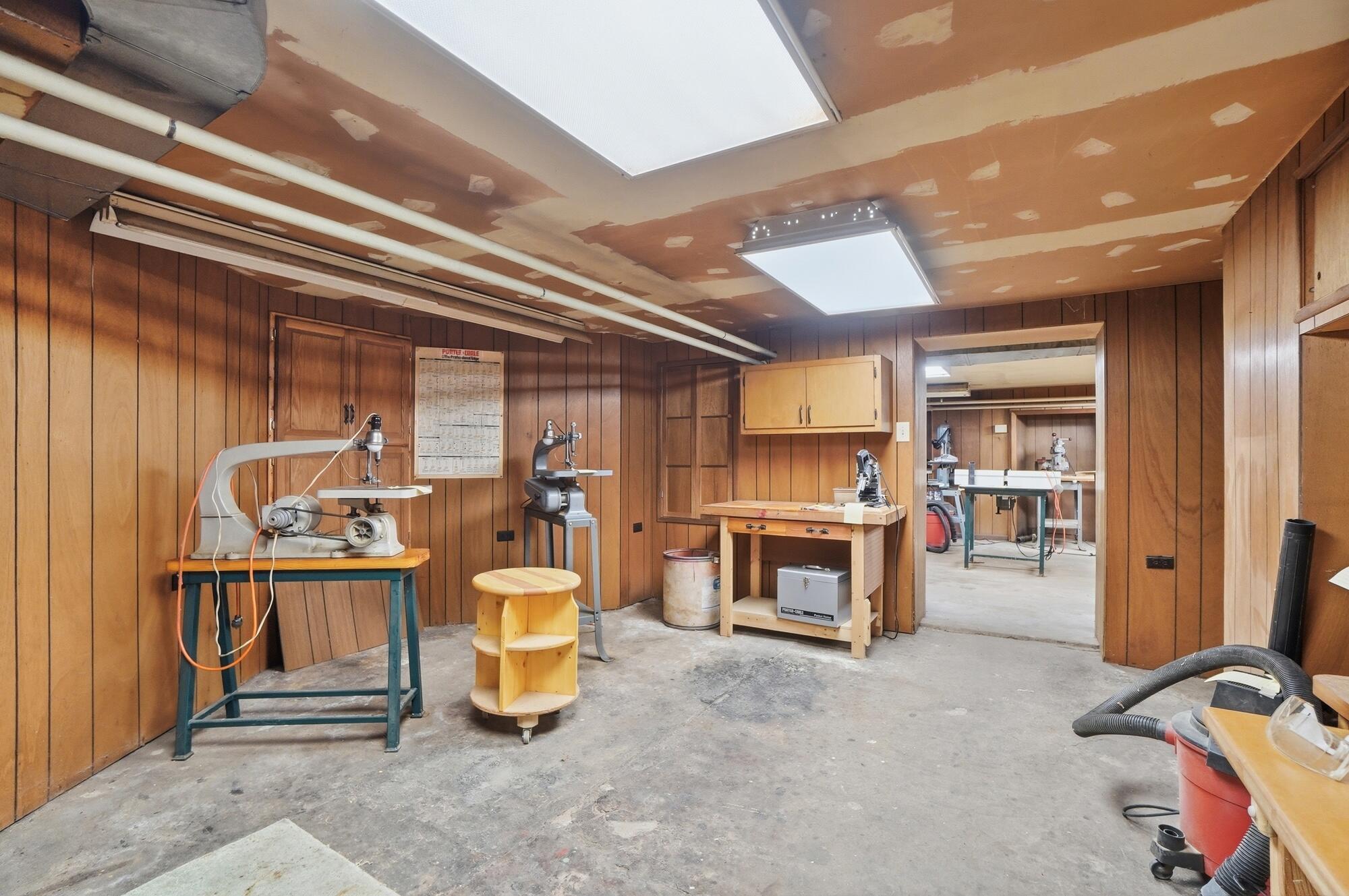 407 Dayton Lakeview Road, New Carlisle, Ohio 45344