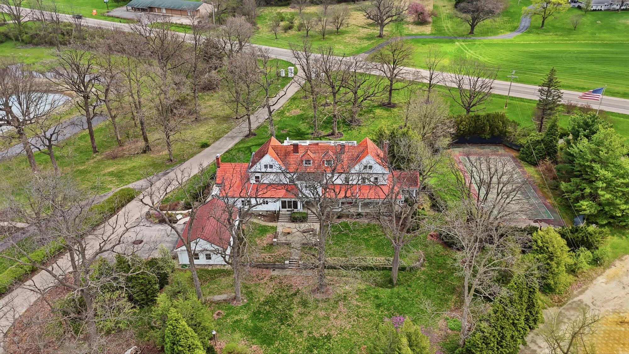 407 Dayton Lakeview Road, New Carlisle, Ohio 45344