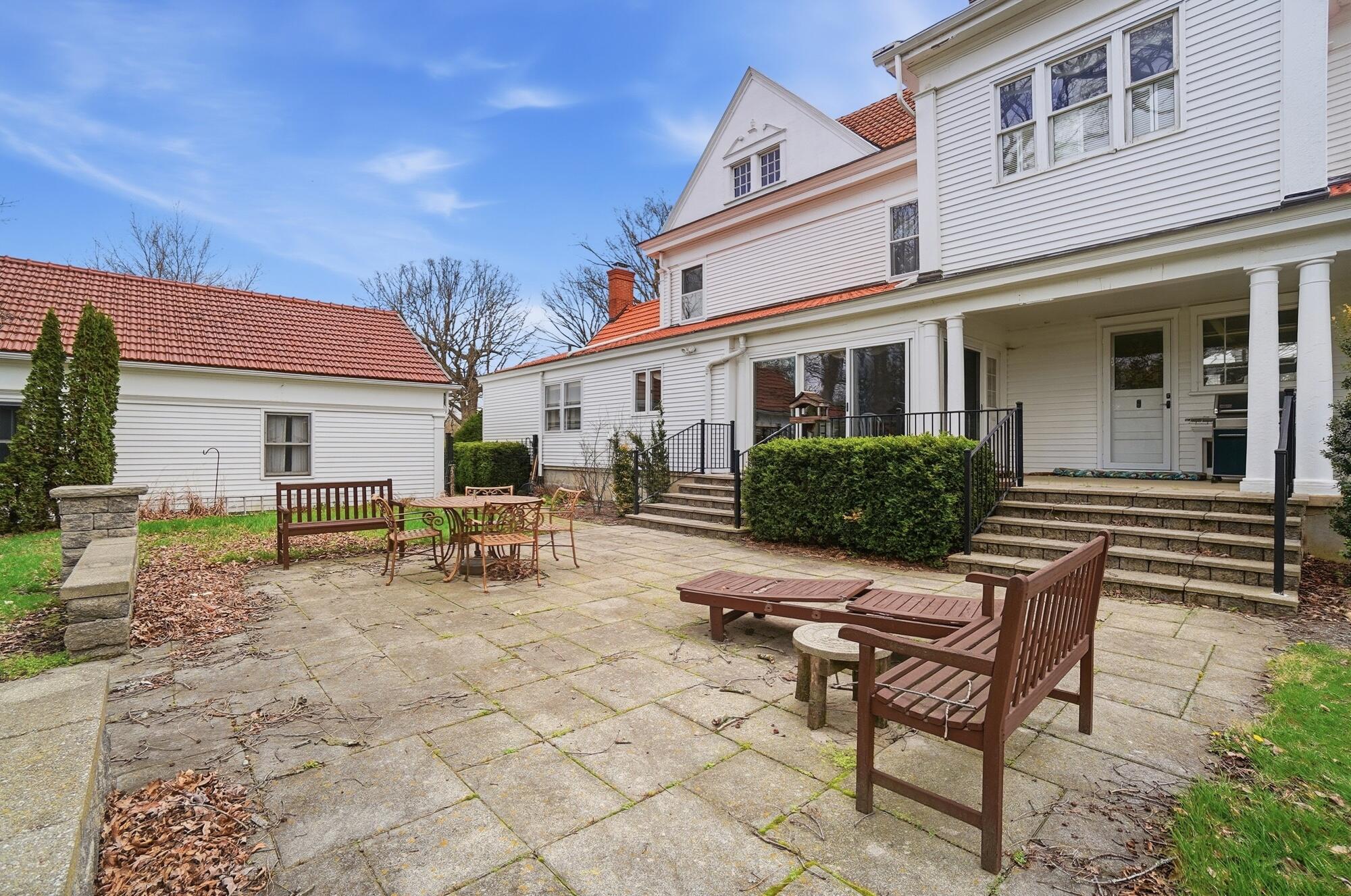 407 Dayton Lakeview Road, New Carlisle, Ohio 45344