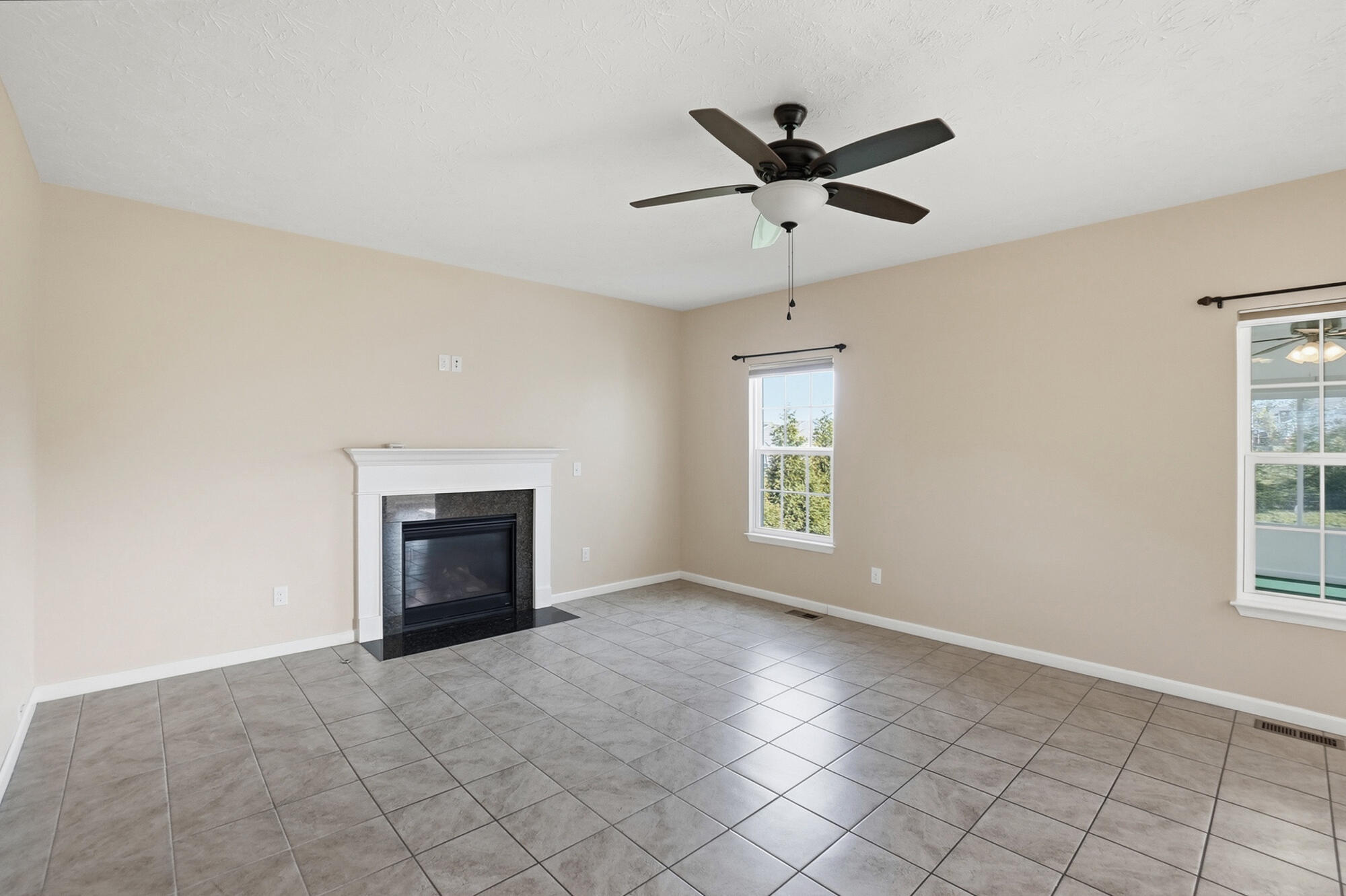 1818 Spring Meadows Drive, Xenia, Ohio 45385