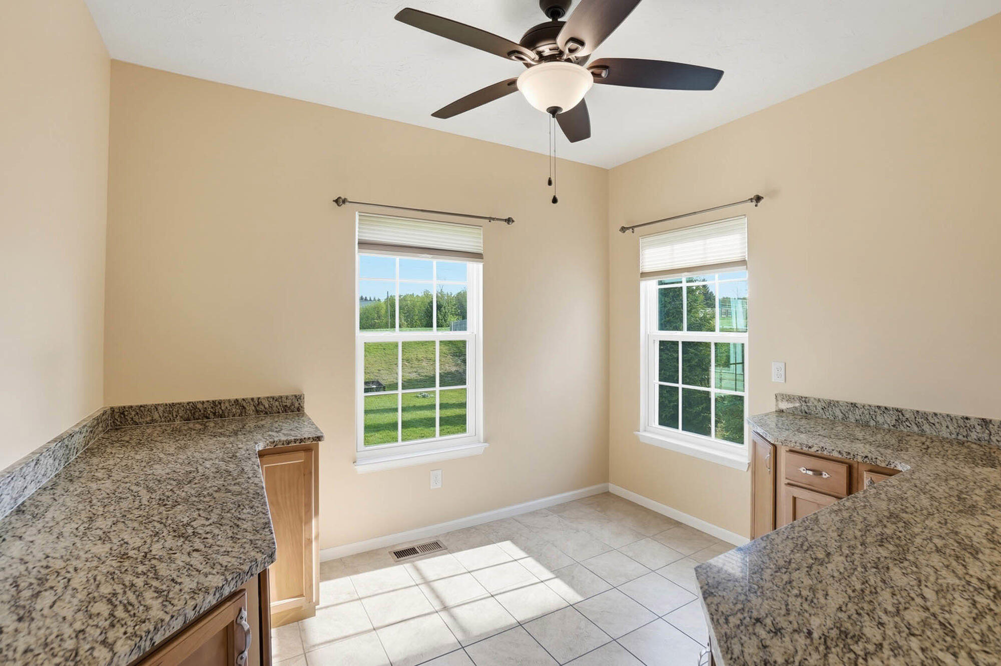 1818 Spring Meadows Drive, Xenia, Ohio 45385