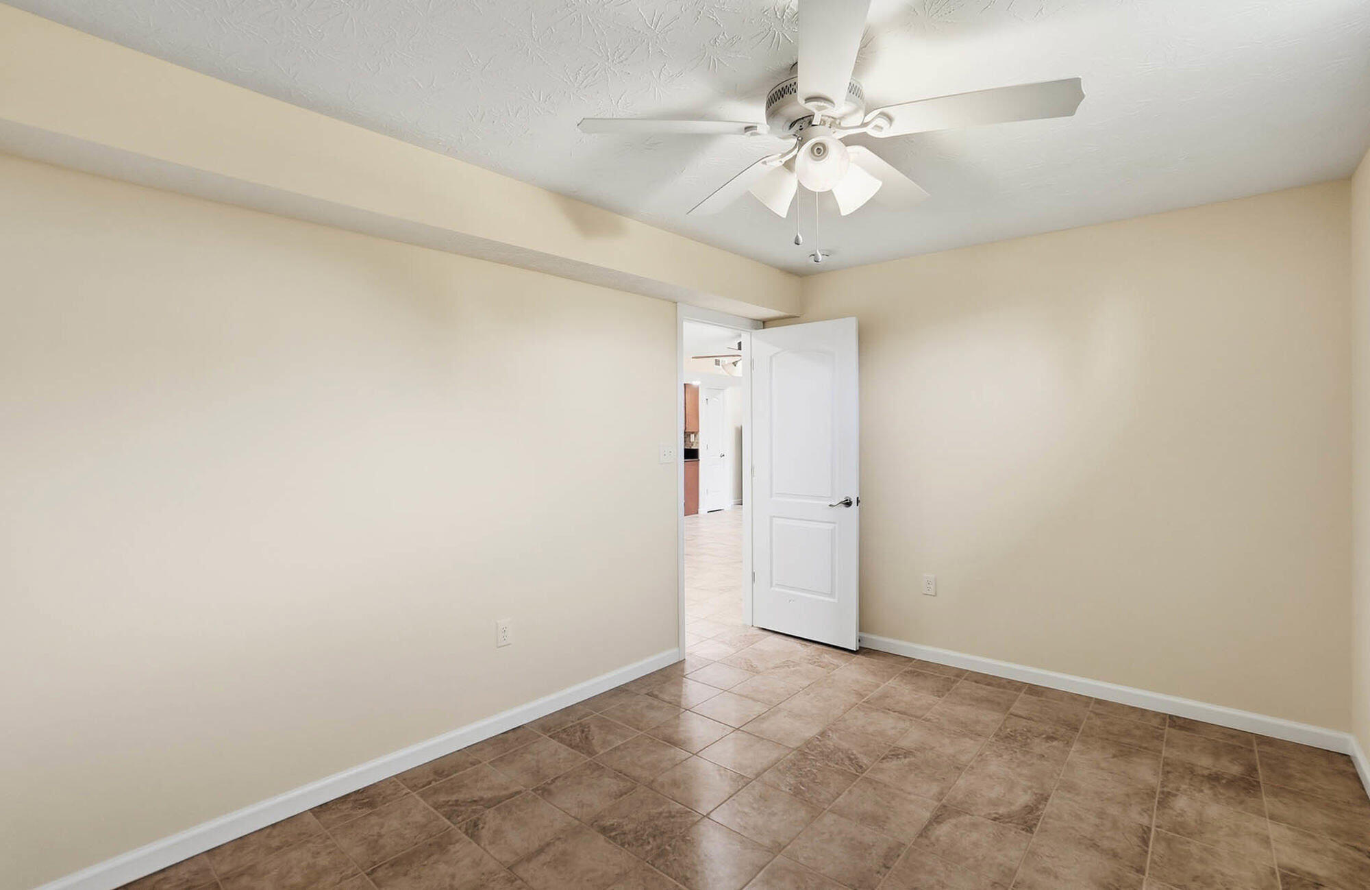 1818 Spring Meadows Drive, Xenia, Ohio 45385