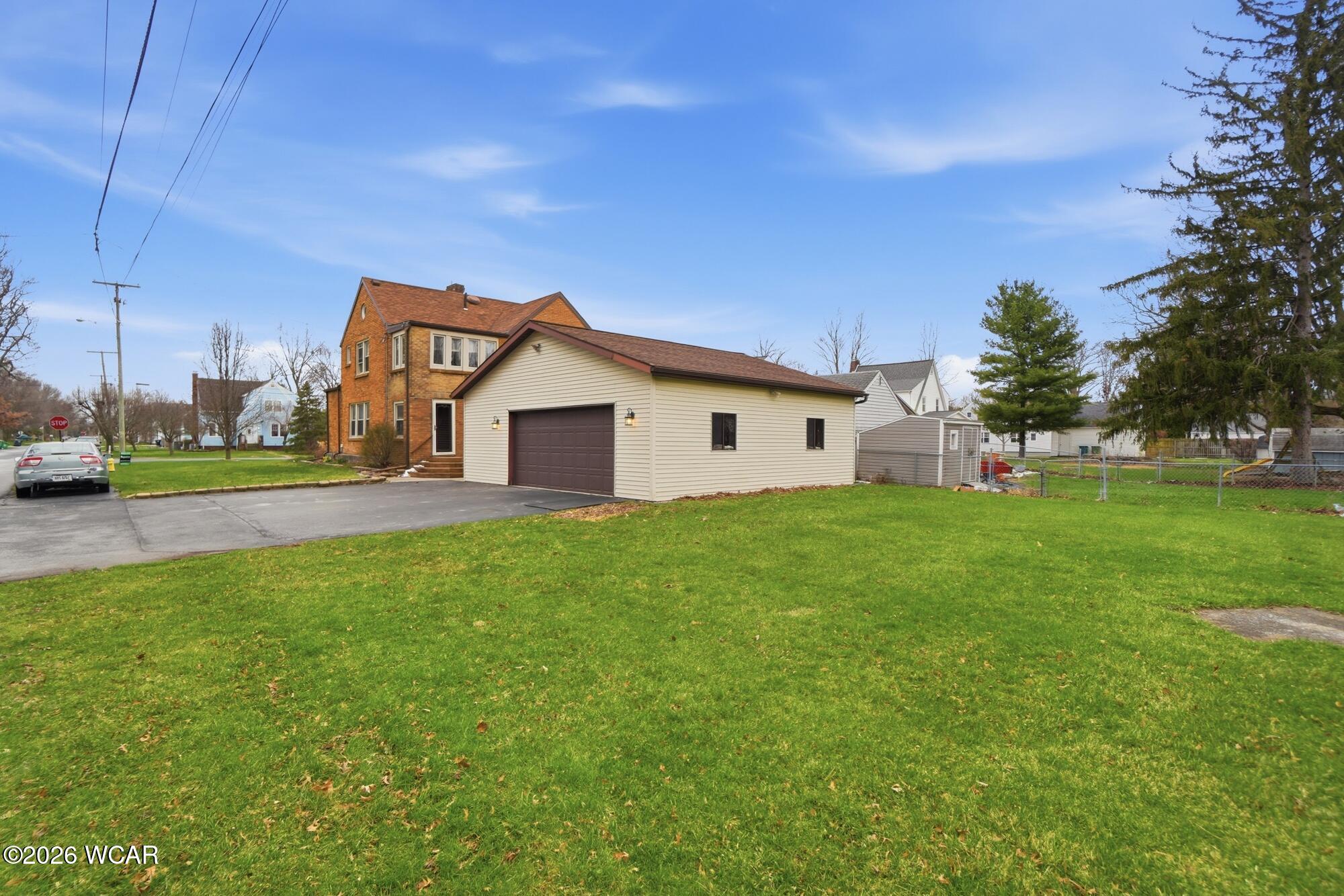 1700 Lowell Avenue, Lima, Ohio