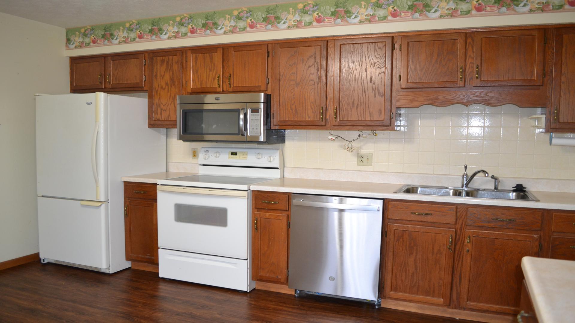 1031 Armsgate Road, Springfield, Ohio 45503