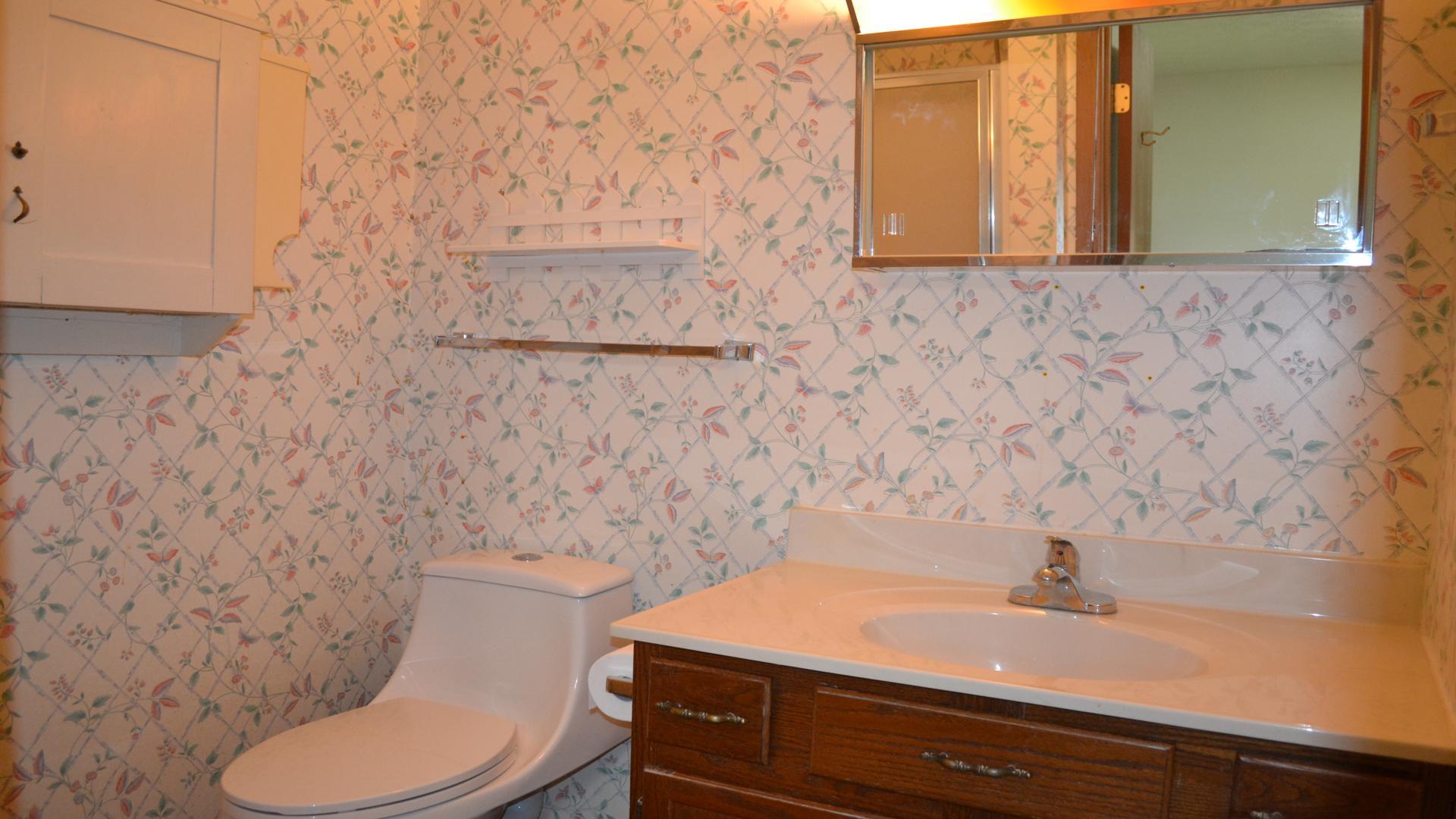 1031 Armsgate Road, Springfield, Ohio 45503