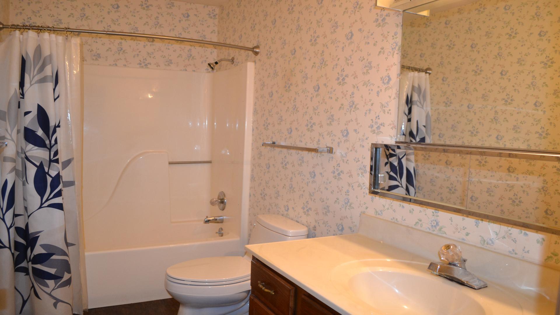 1031 Armsgate Road, Springfield, Ohio 45503