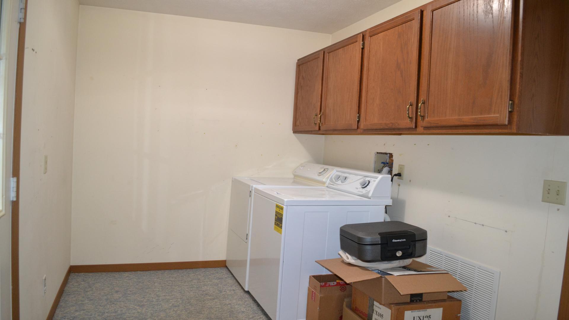 1031 Armsgate Road, Springfield, Ohio 45503