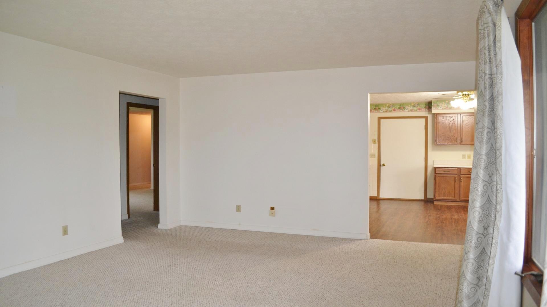 1031 Armsgate Road, Springfield, Ohio 45503