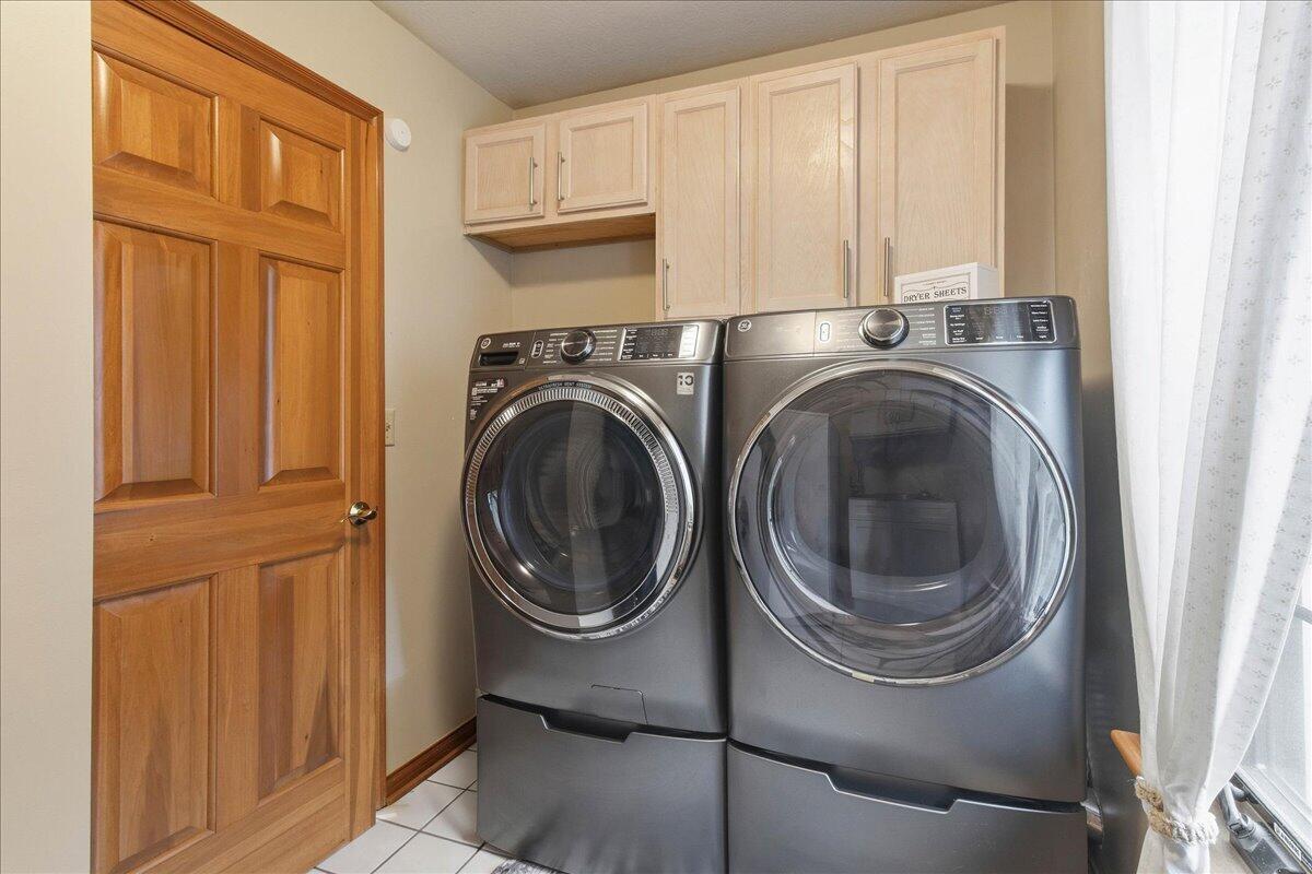 764 Wedgewood Court, Marysville, Ohio 43040