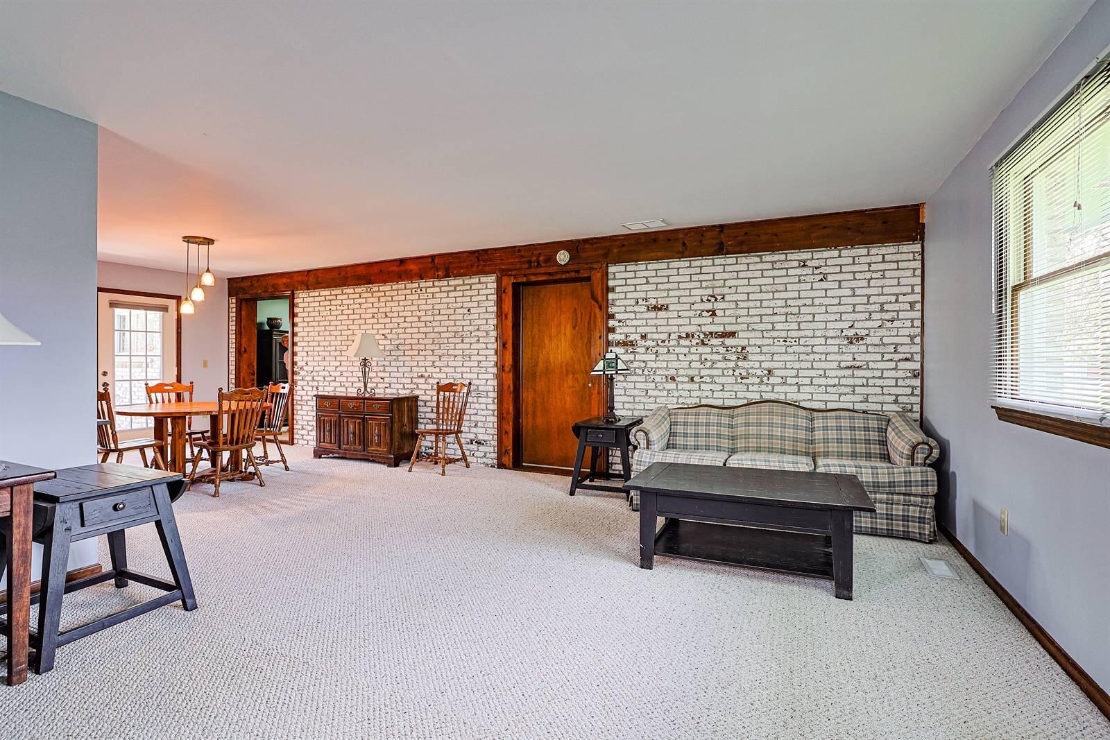 885 Michaels Road, Tipp City, Ohio 45371