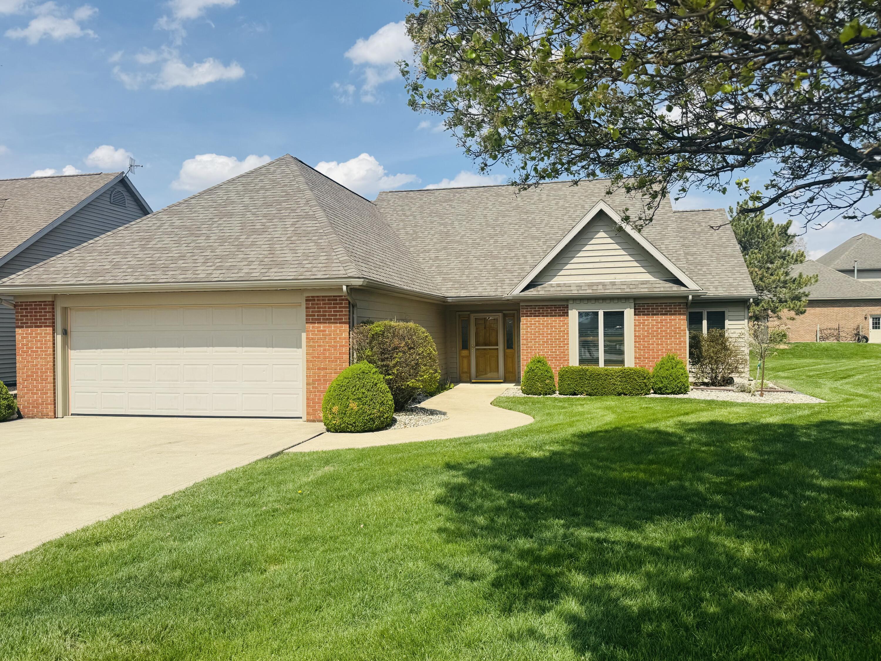 1632 Majorki Place, Celina, Ohio 45822