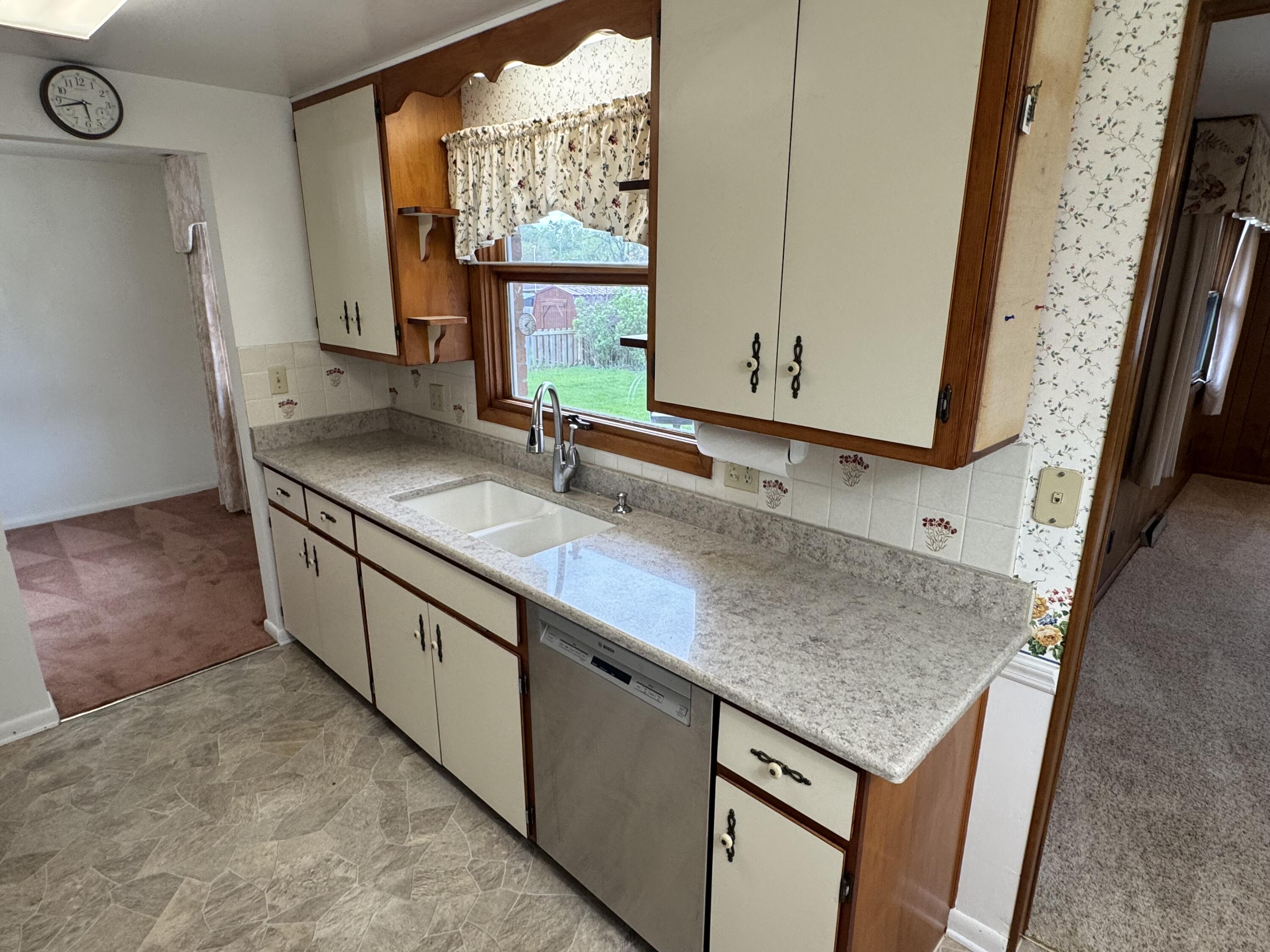 4841 Chippendale Drive, Springfield, Ohio 45503