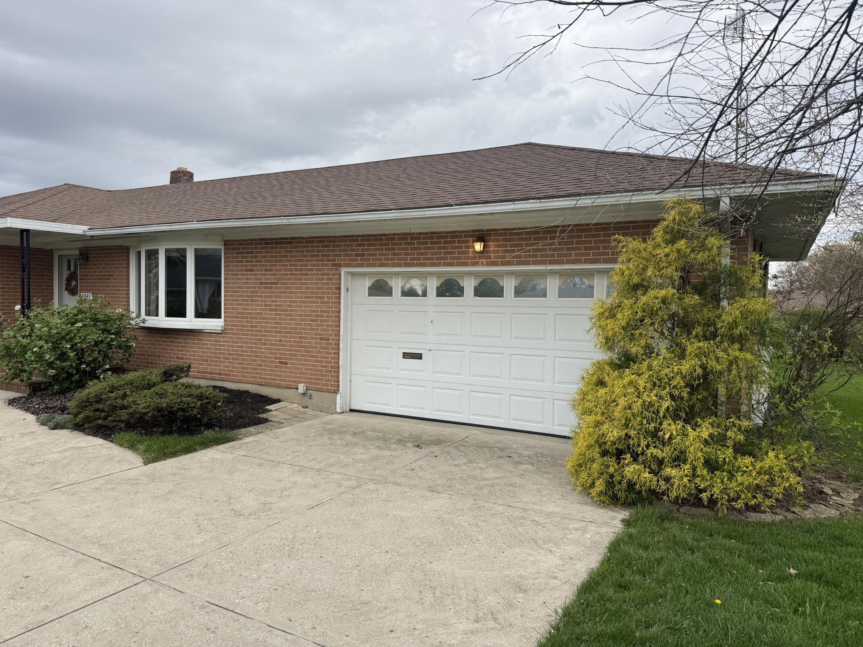 4841 Chippendale Drive, Springfield, Ohio 45503