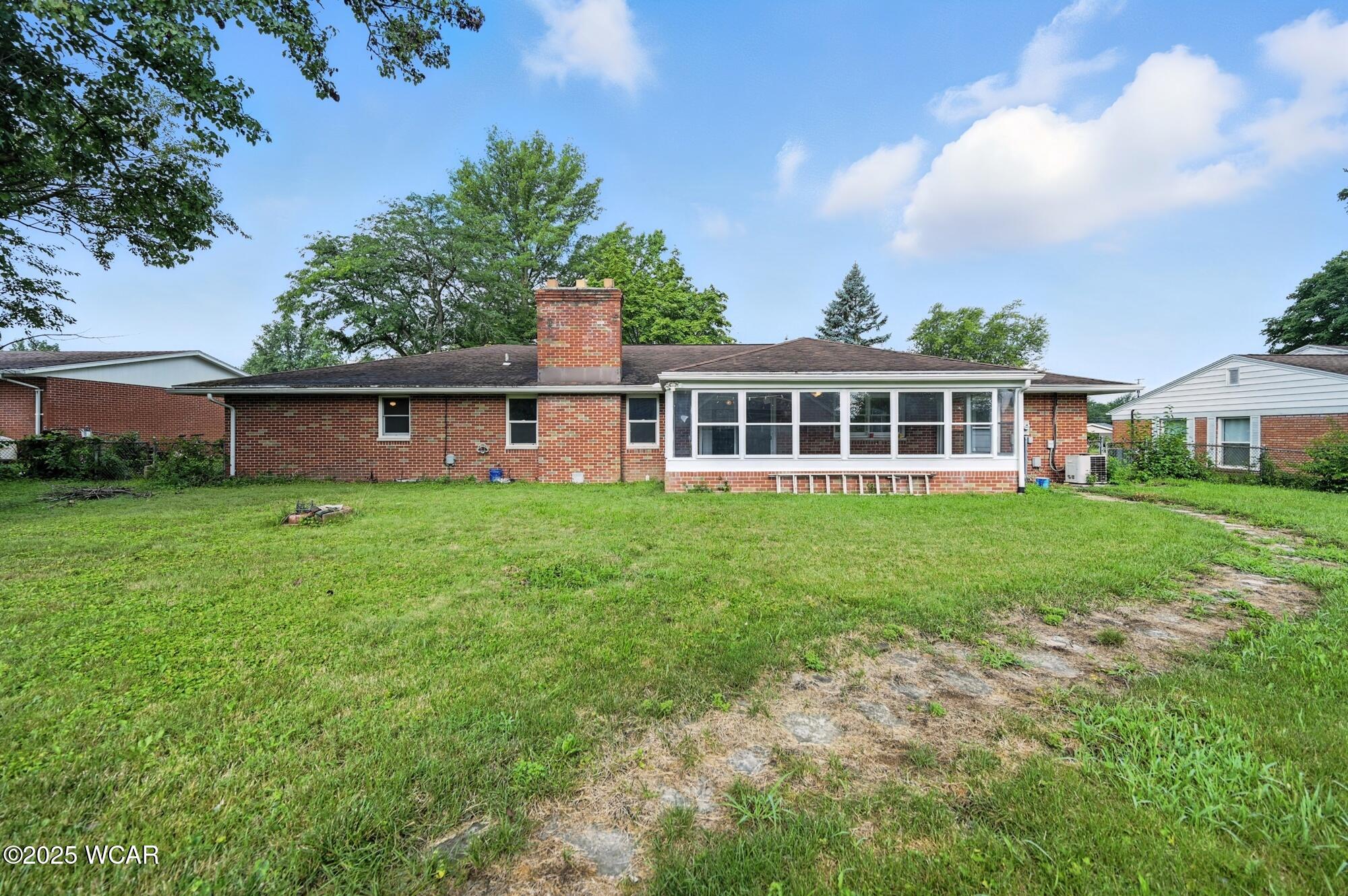 2268 Glenwood Avenue, Lima, Ohio