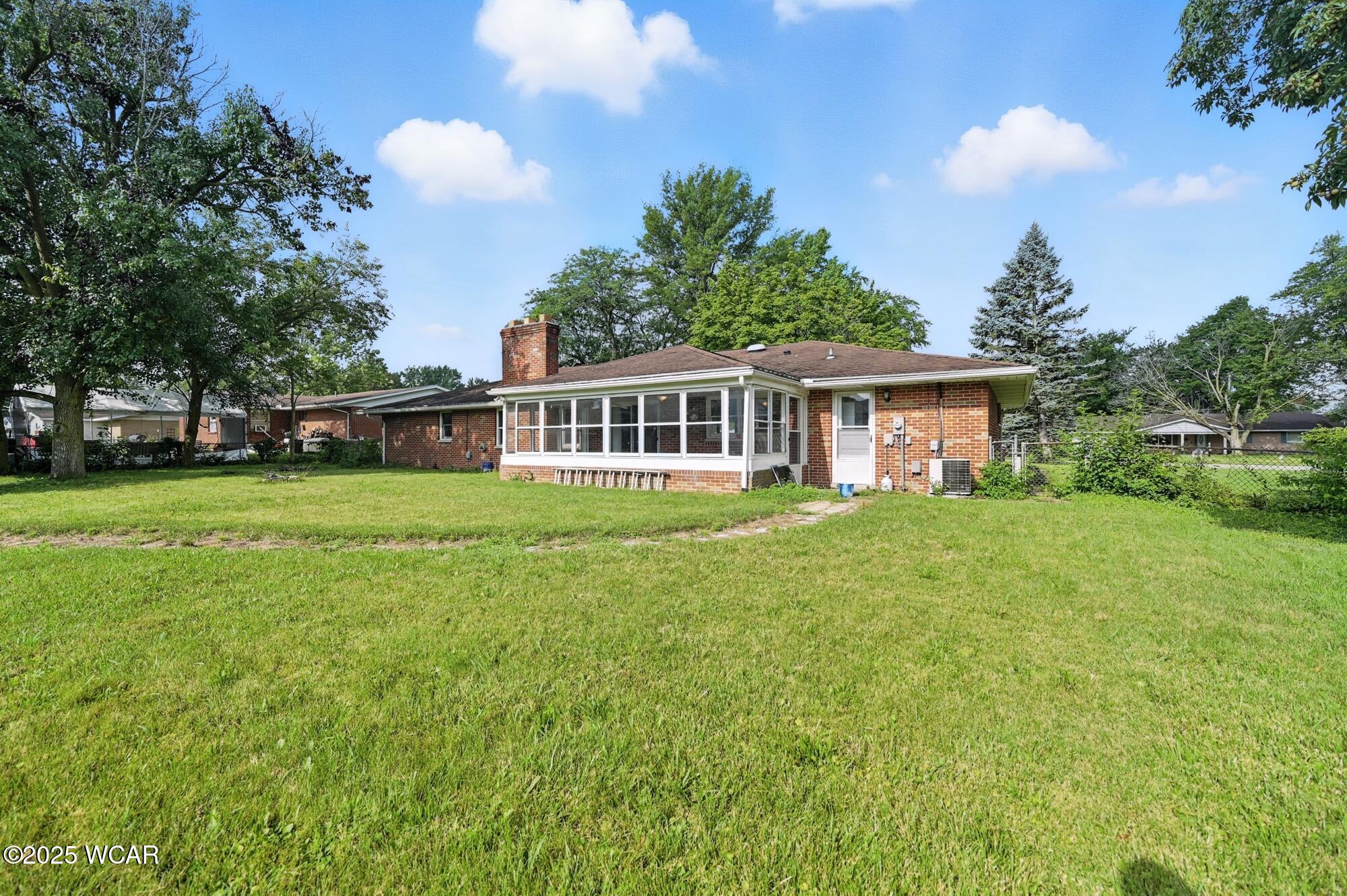 2268 Glenwood Avenue, Lima, Ohio