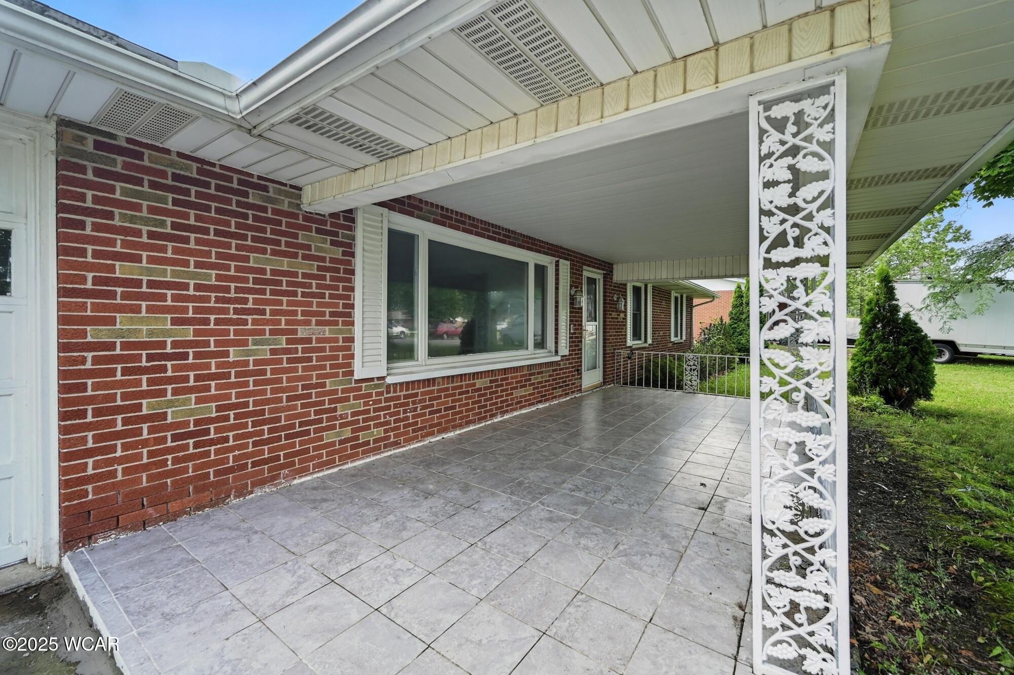 2268 Glenwood Avenue, Lima, Ohio