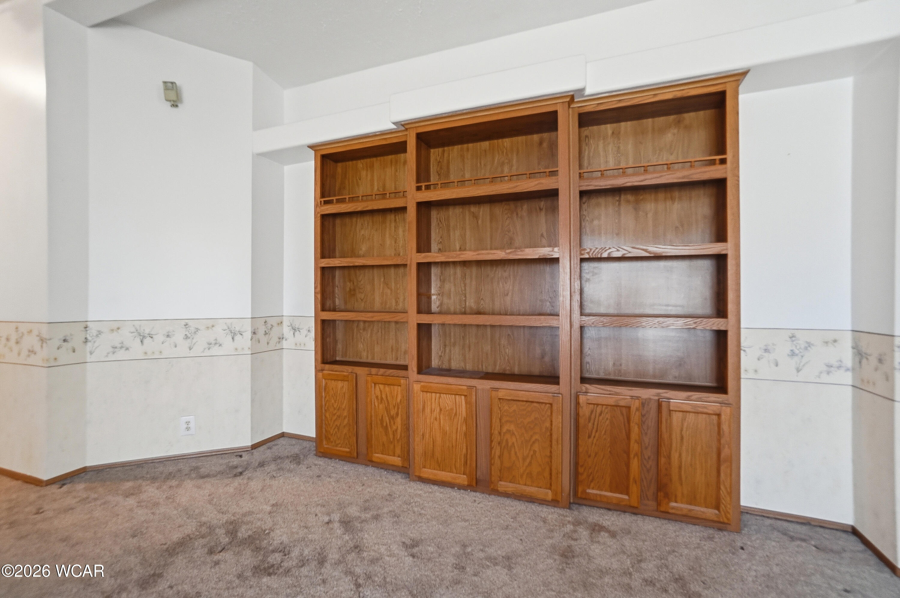 595 Lakeridge Drive, Lima, Ohio