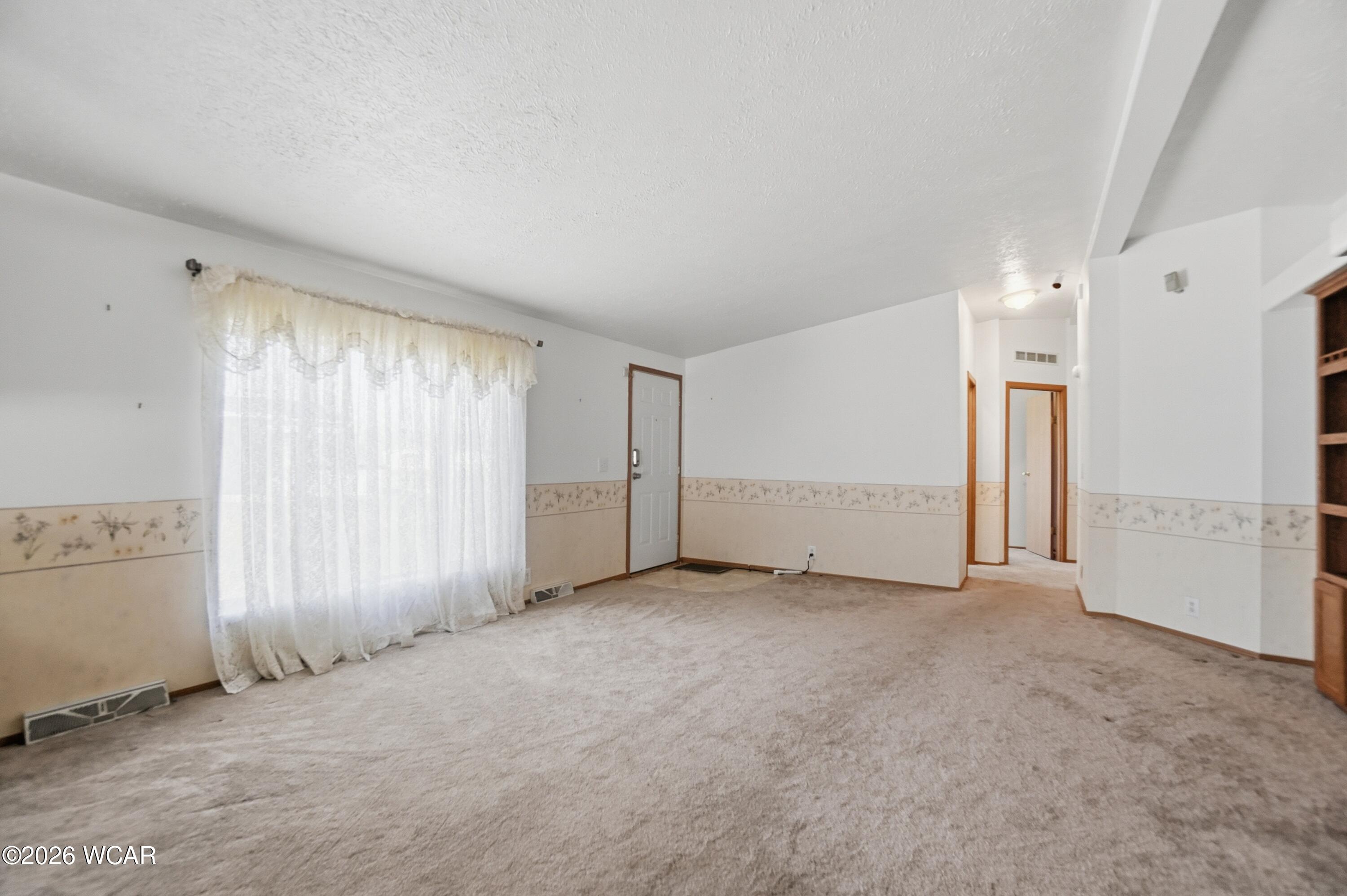 595 Lakeridge Drive, Lima, Ohio