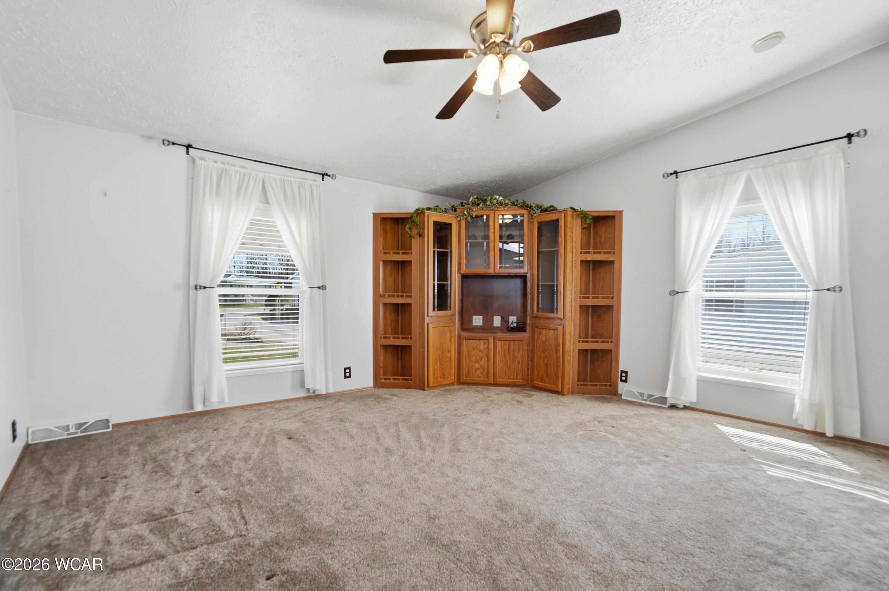 595 Lakeridge Drive, Lima, Ohio