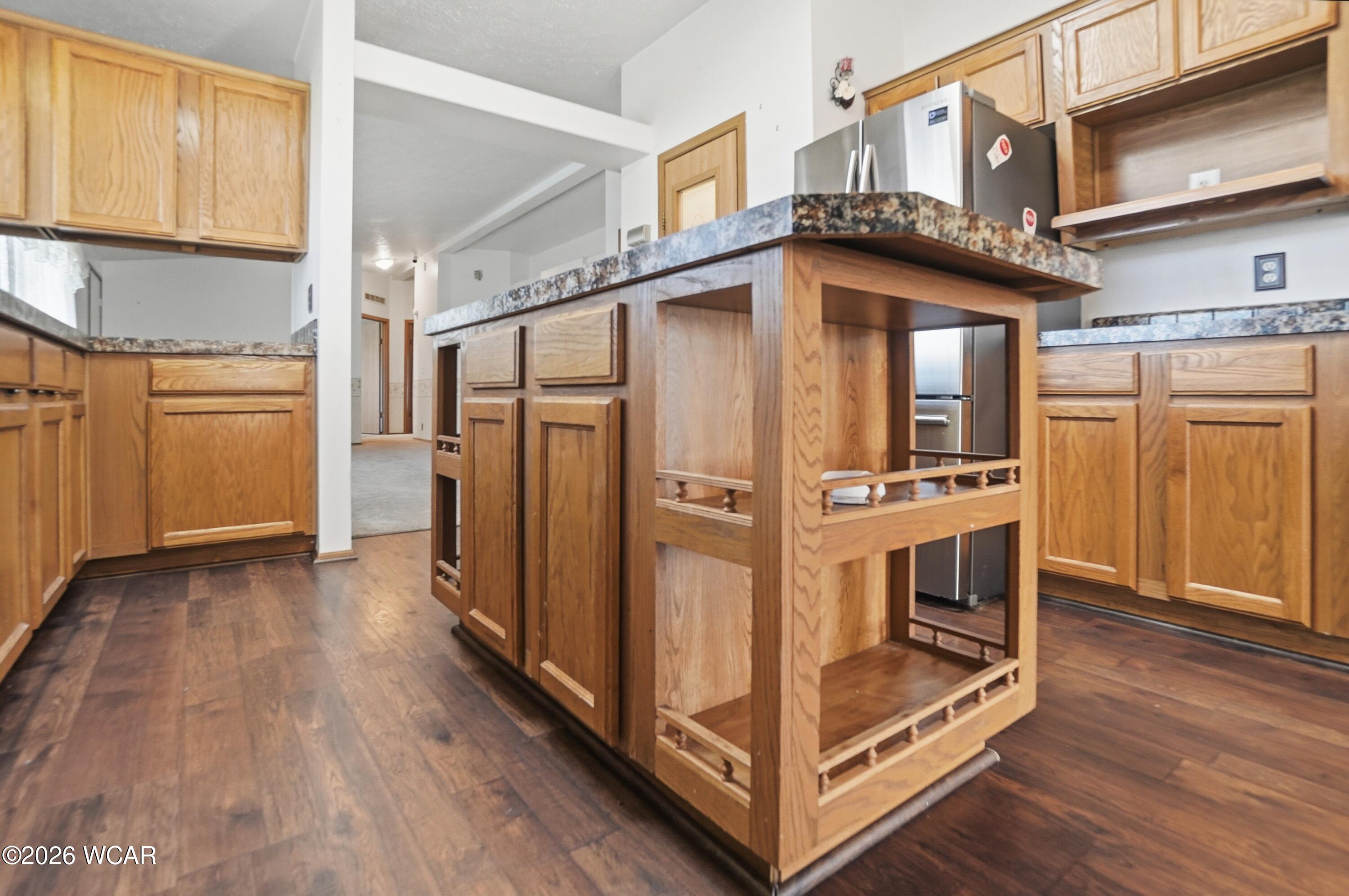 595 Lakeridge Drive, Lima, Ohio