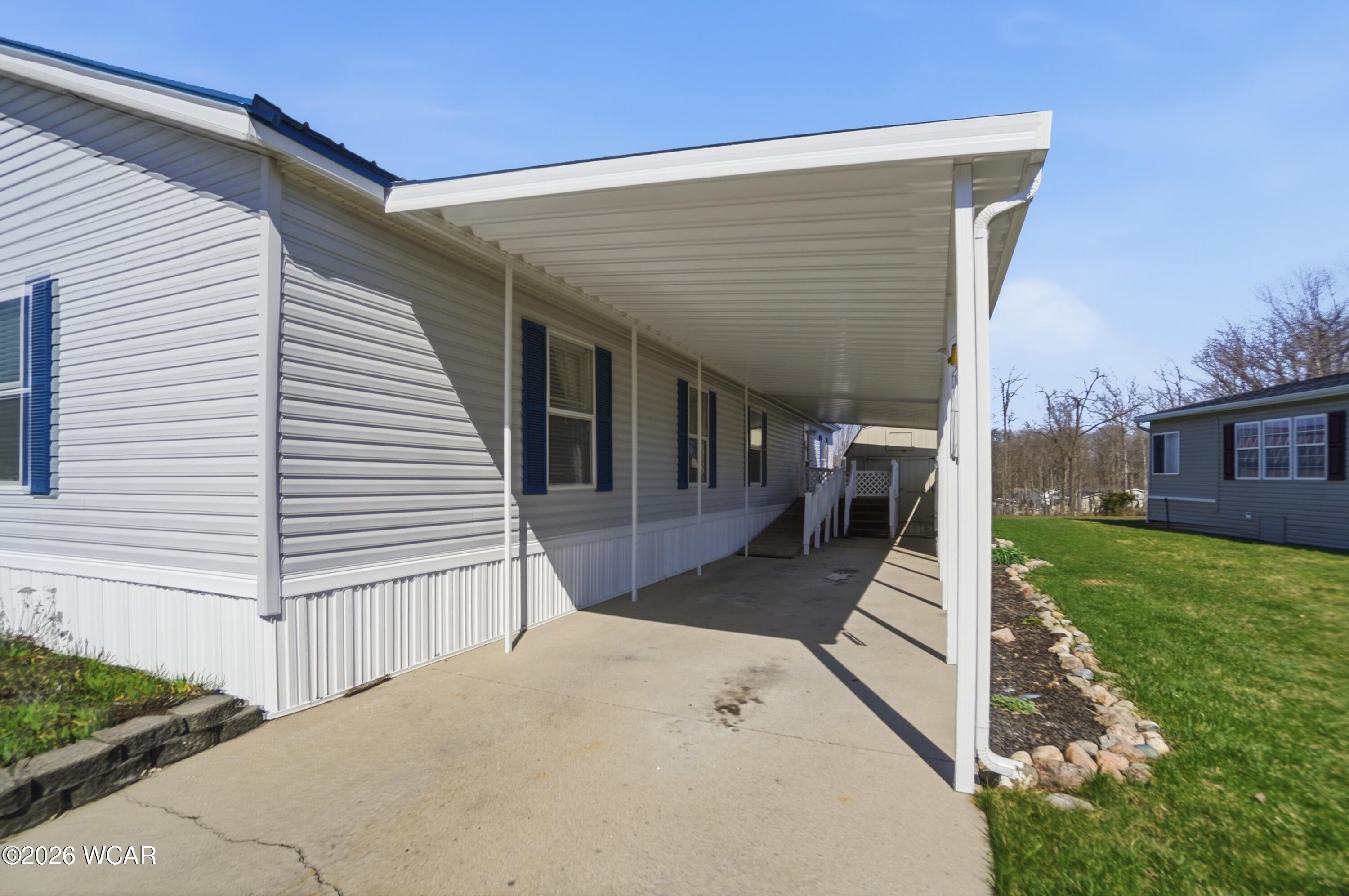 595 Lakeridge Drive, Lima, Ohio