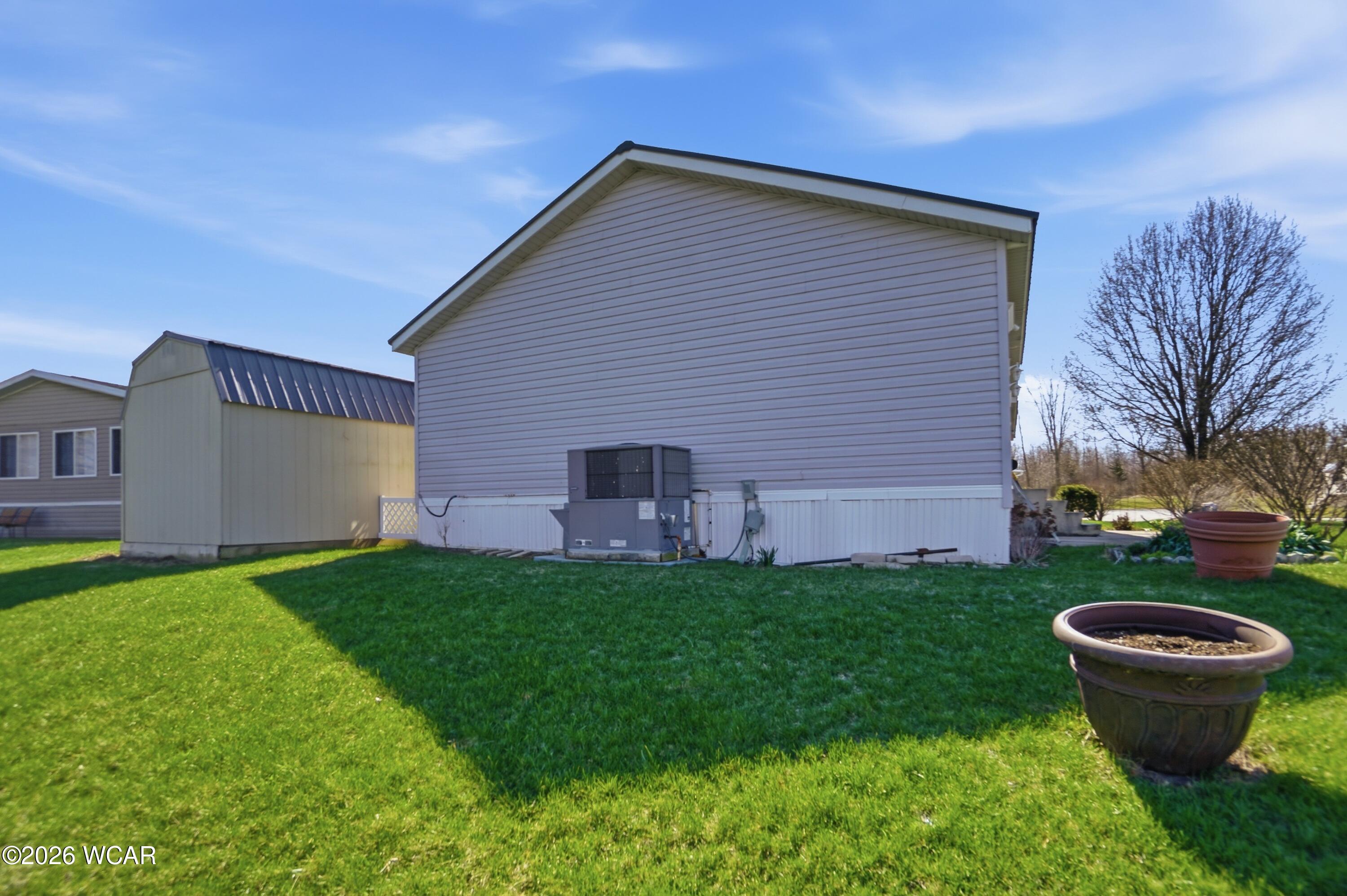 595 Lakeridge Drive, Lima, Ohio