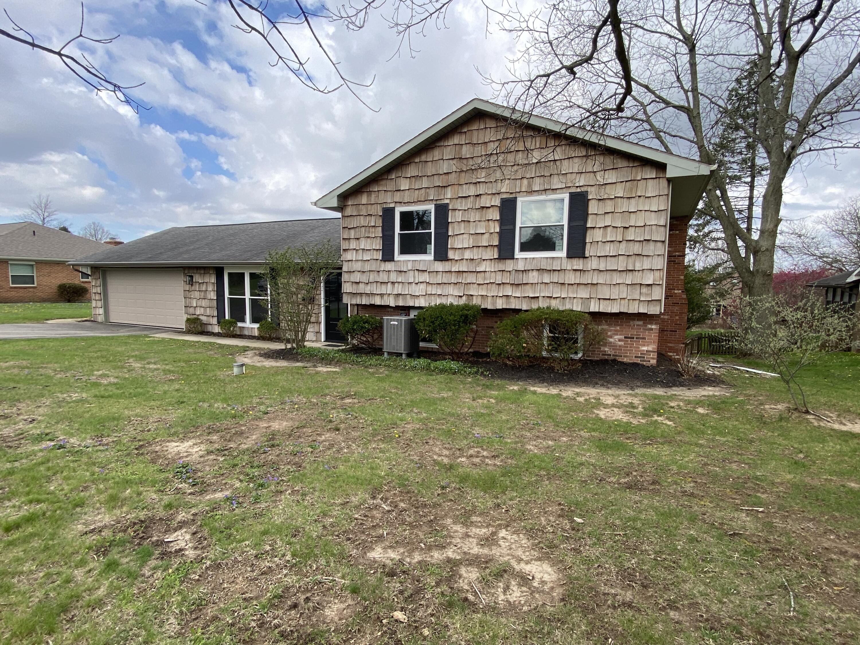 209 Shady Lane Drive, Bellefontaine, Ohio 43311