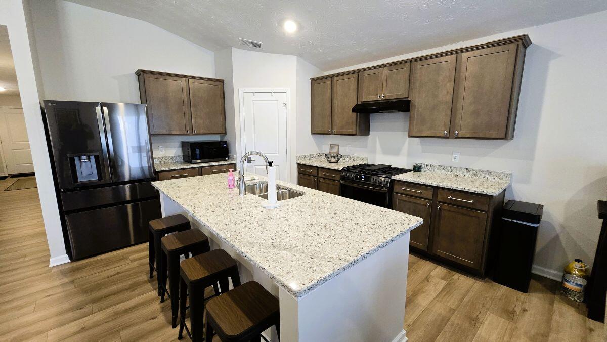 1702 Chevington Chase, Tipp City, Ohio 45371