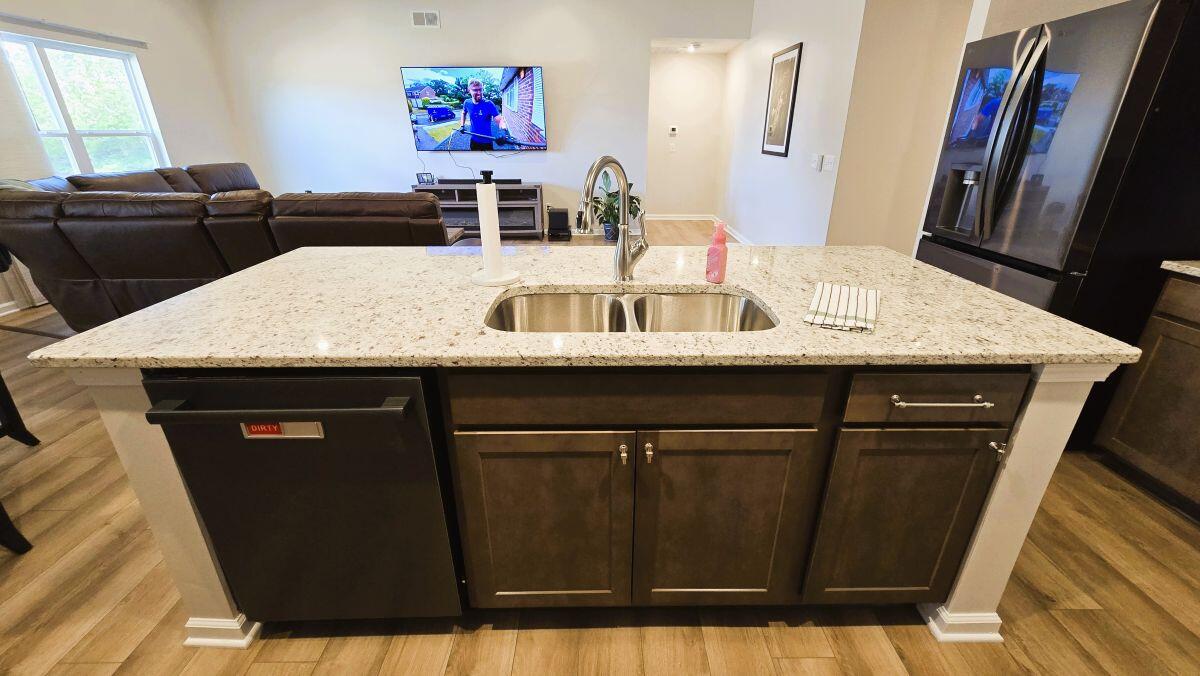 1702 Chevington Chase, Tipp City, Ohio 45371