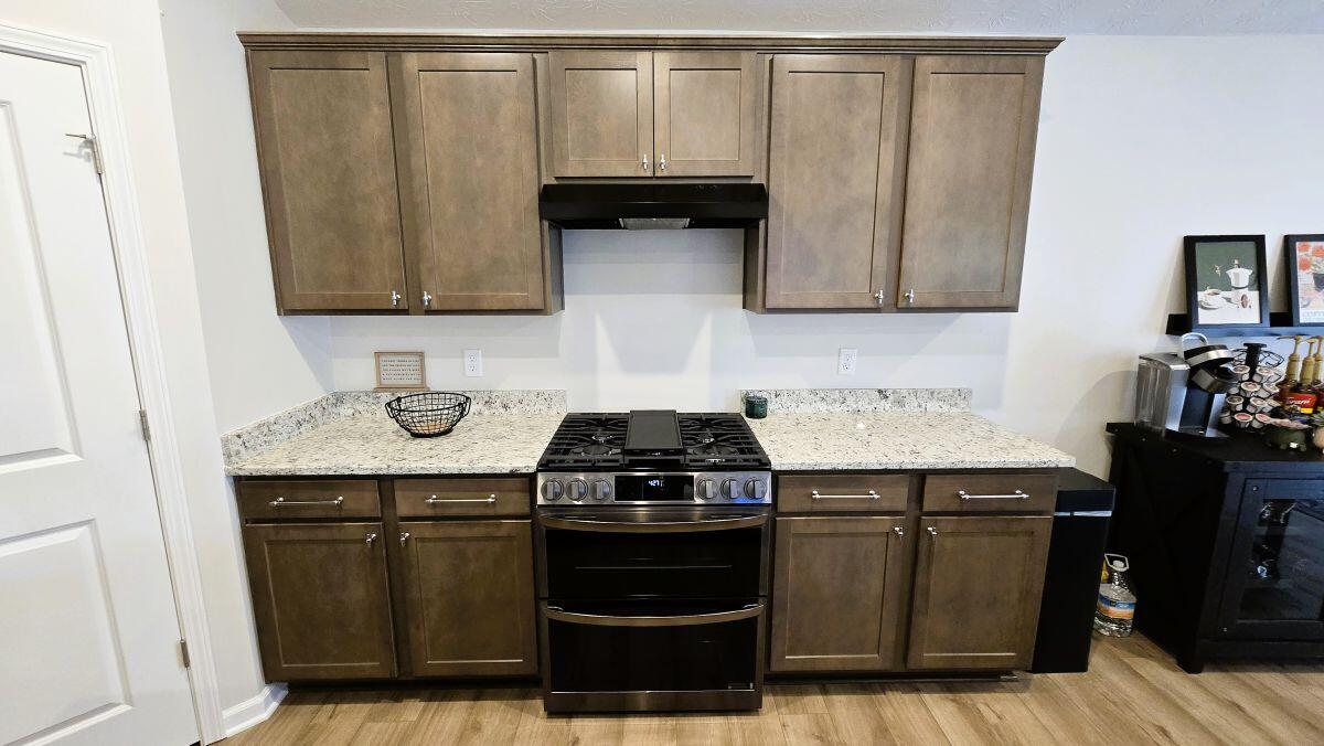 1702 Chevington Chase, Tipp City, Ohio 45371