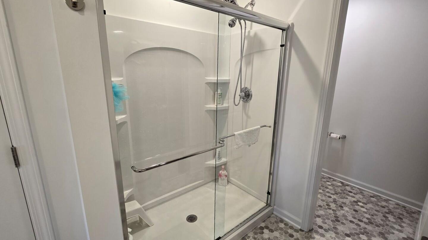 1702 Chevington Chase, Tipp City, Ohio 45371