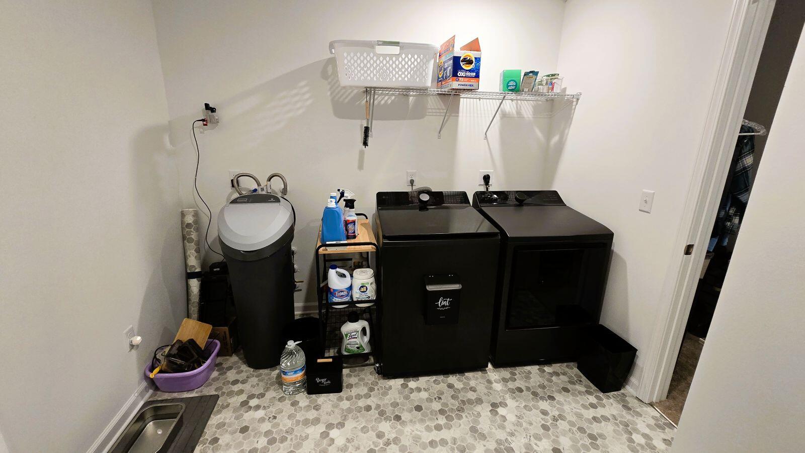 1702 Chevington Chase, Tipp City, Ohio 45371