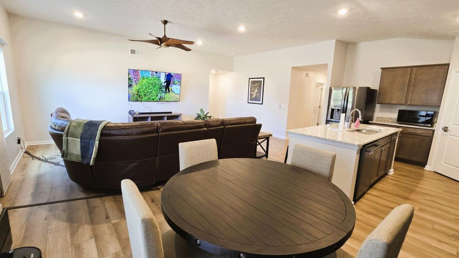 1702 Chevington Chase, Tipp City, Ohio 45371