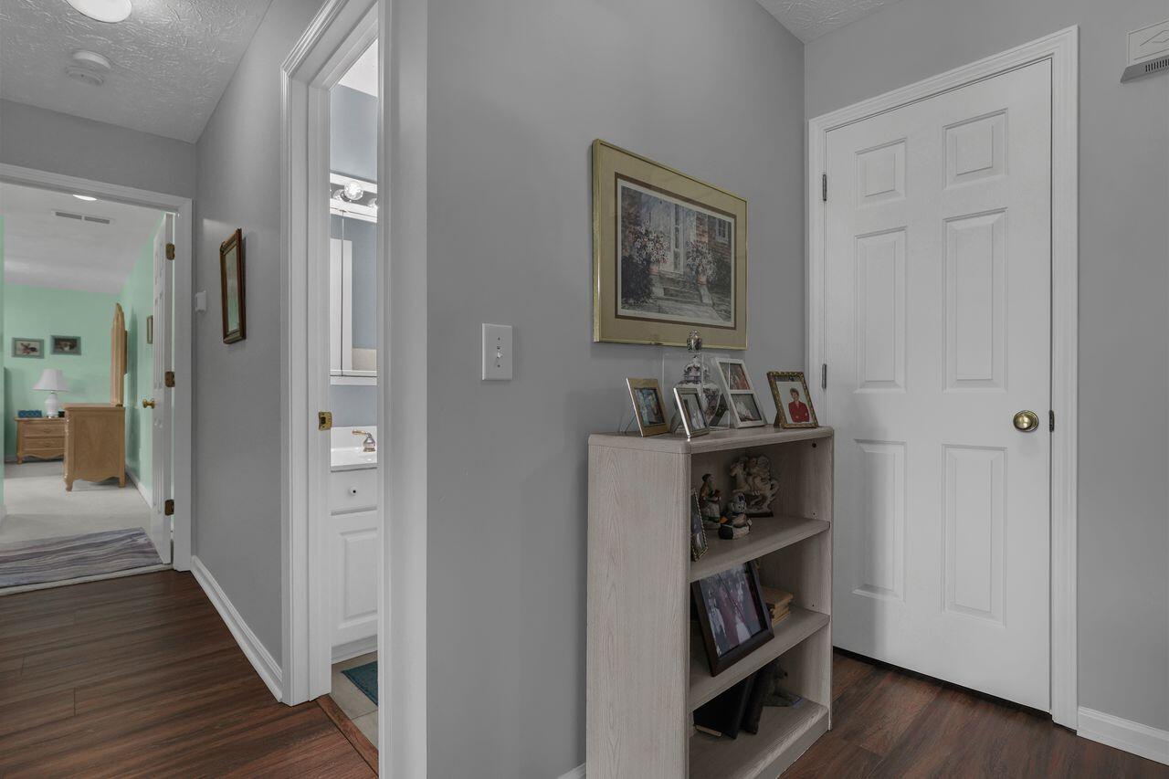 384 Bishop Drive, London, Ohio 43140