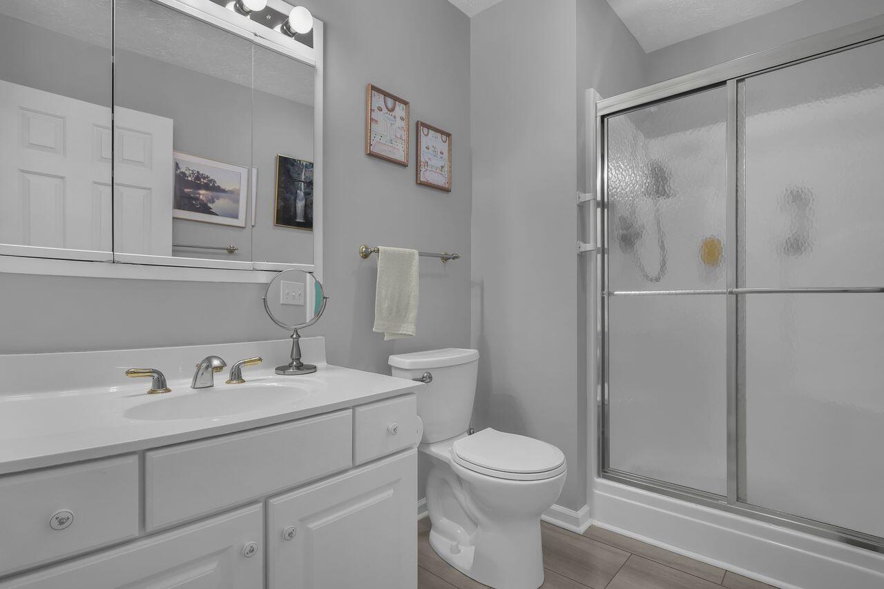 384 Bishop Drive, London, Ohio 43140