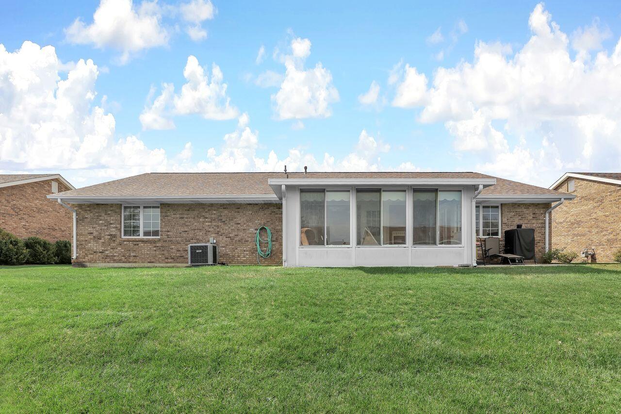 384 Bishop Drive, London, Ohio 43140