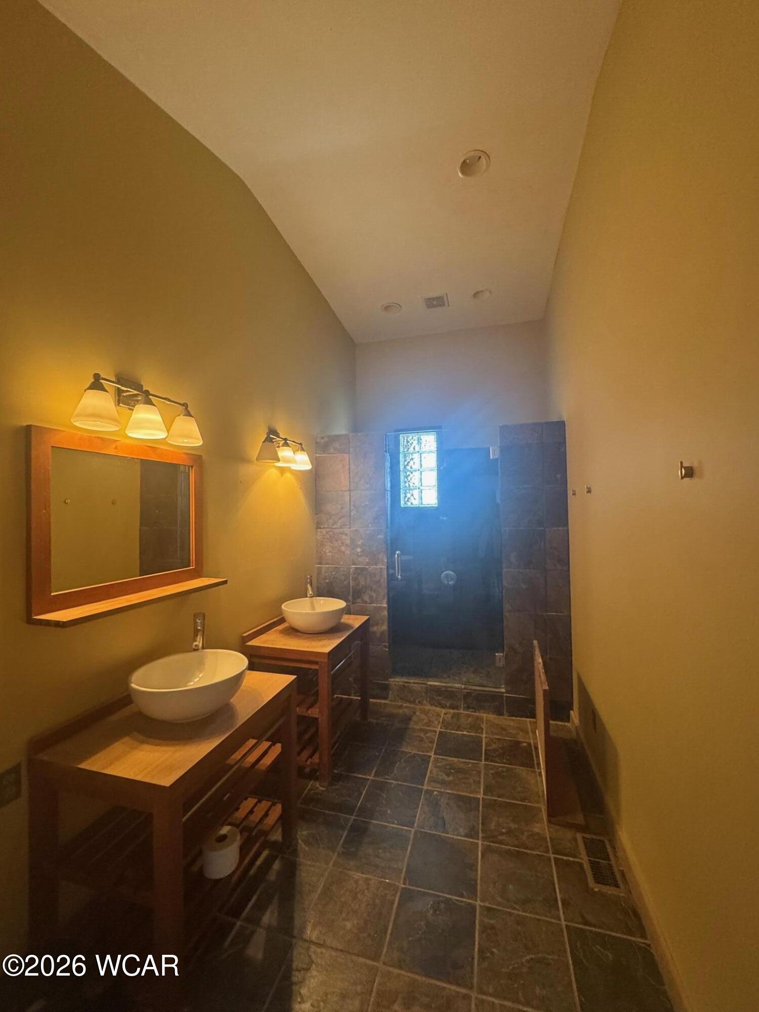 100-104 Columbus Street, Kenton, Ohio