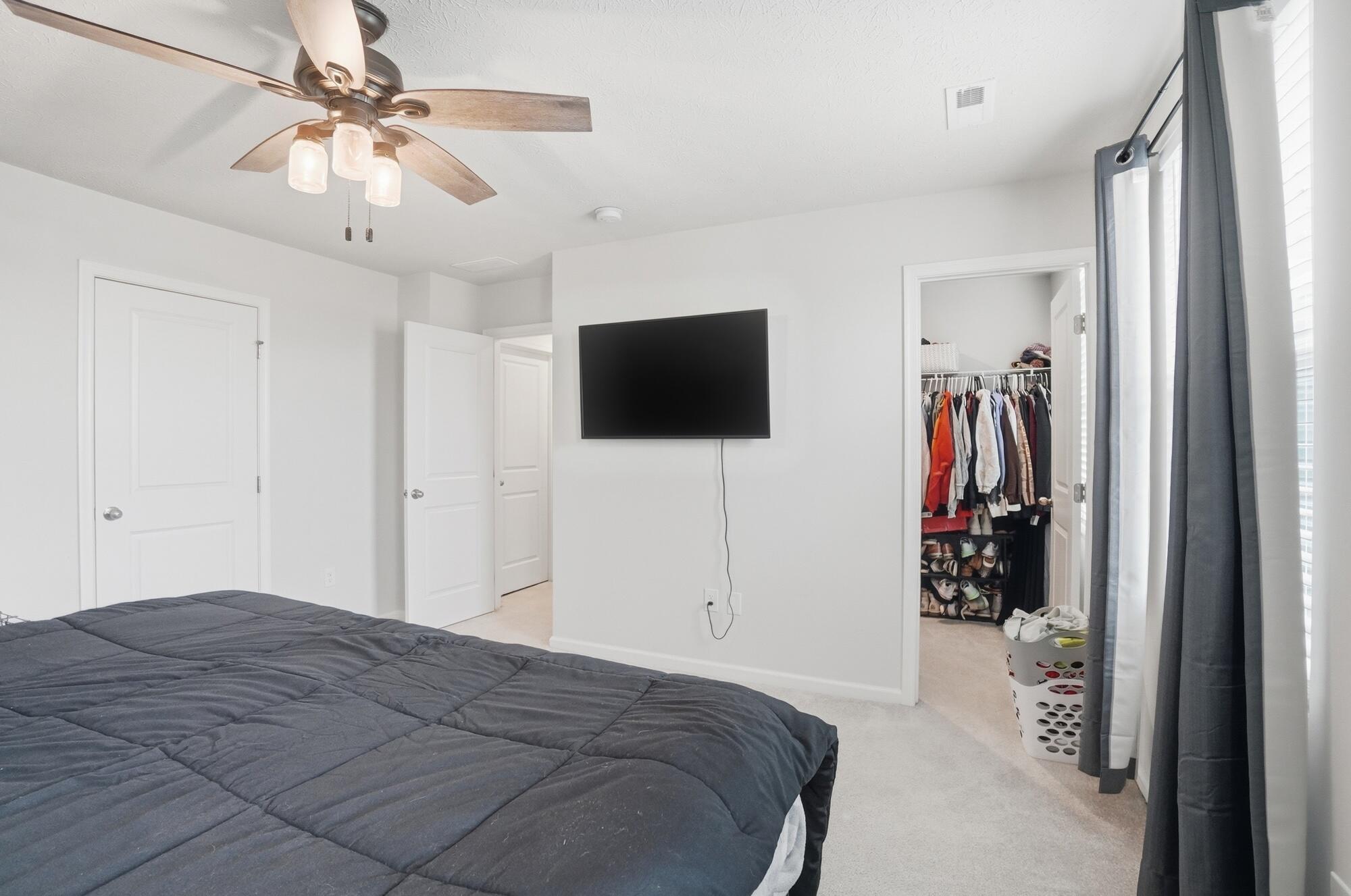 207 Chesapeake Circle, Springfield, Ohio 45505