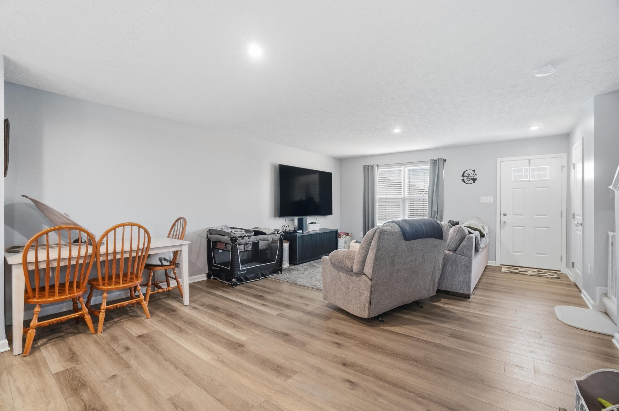 207 Chesapeake Circle, Springfield, Ohio 45505